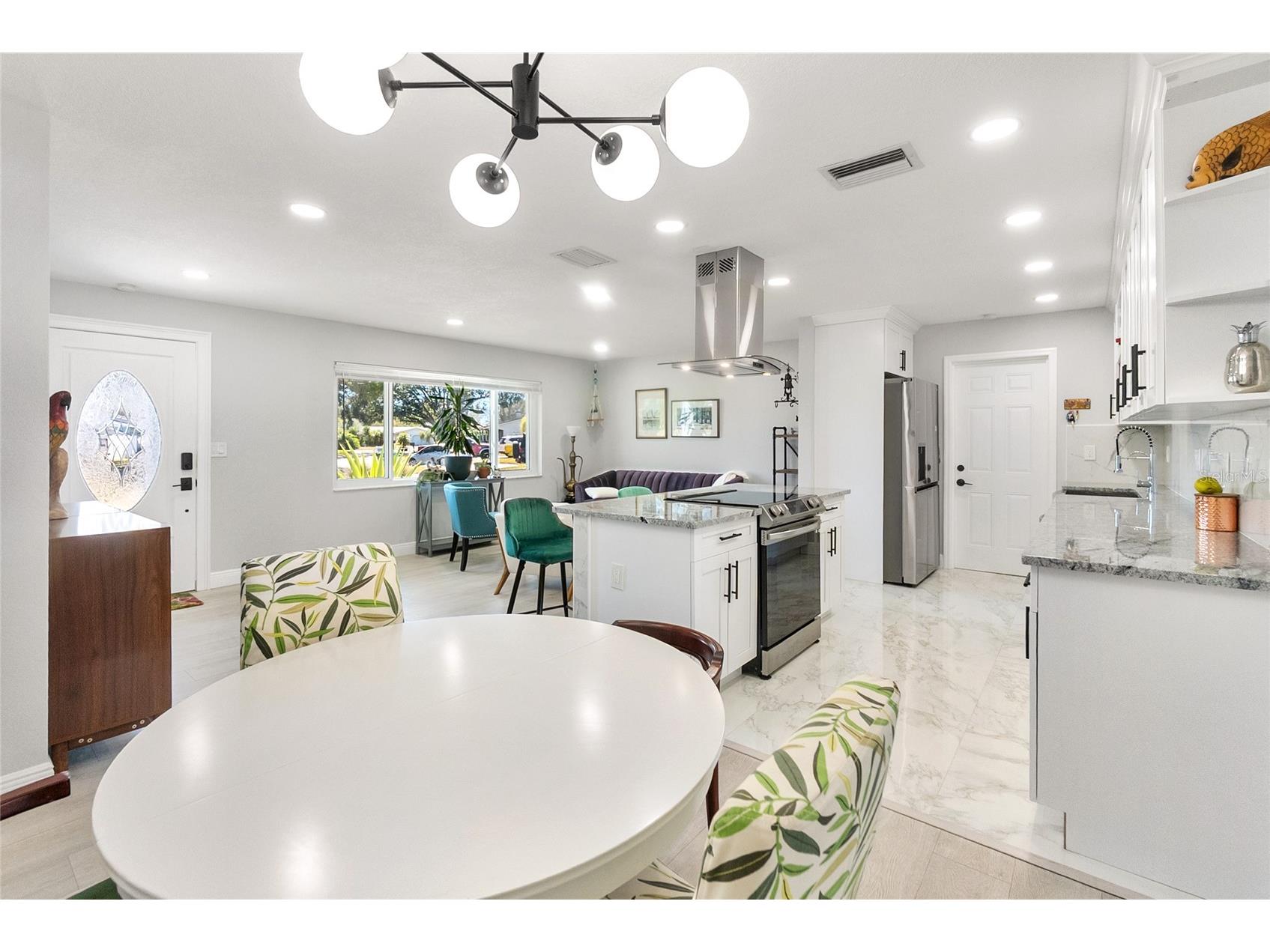 11245 69th Avenue Seminole FL 33772 A4682343 image3