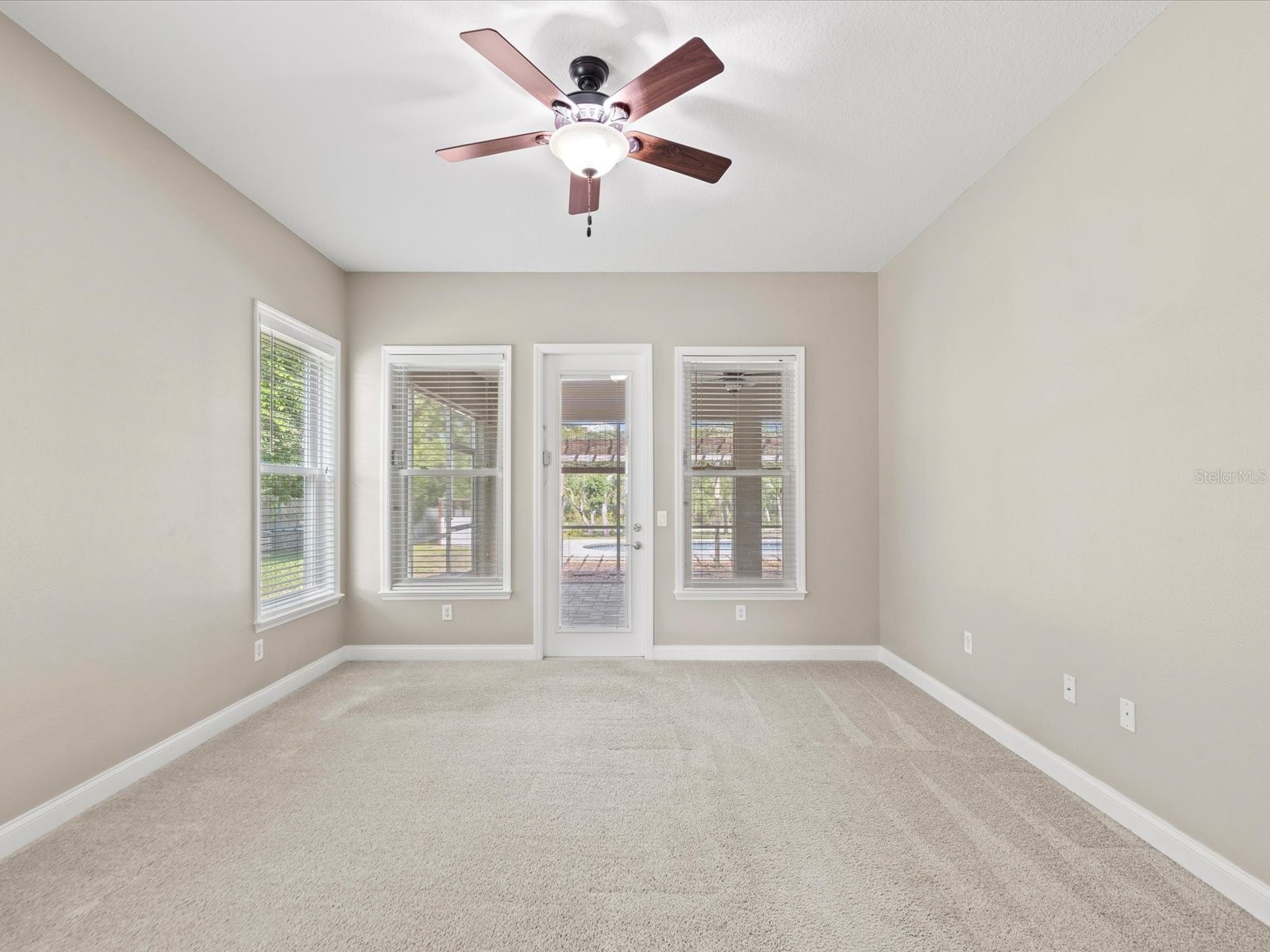 11245 Humber Road Weeki Wachee FL 34614 W7885627 image16