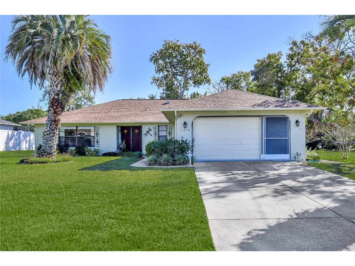 11249 Riddle Drive Spring Hill FL 34609 W7880630 image1