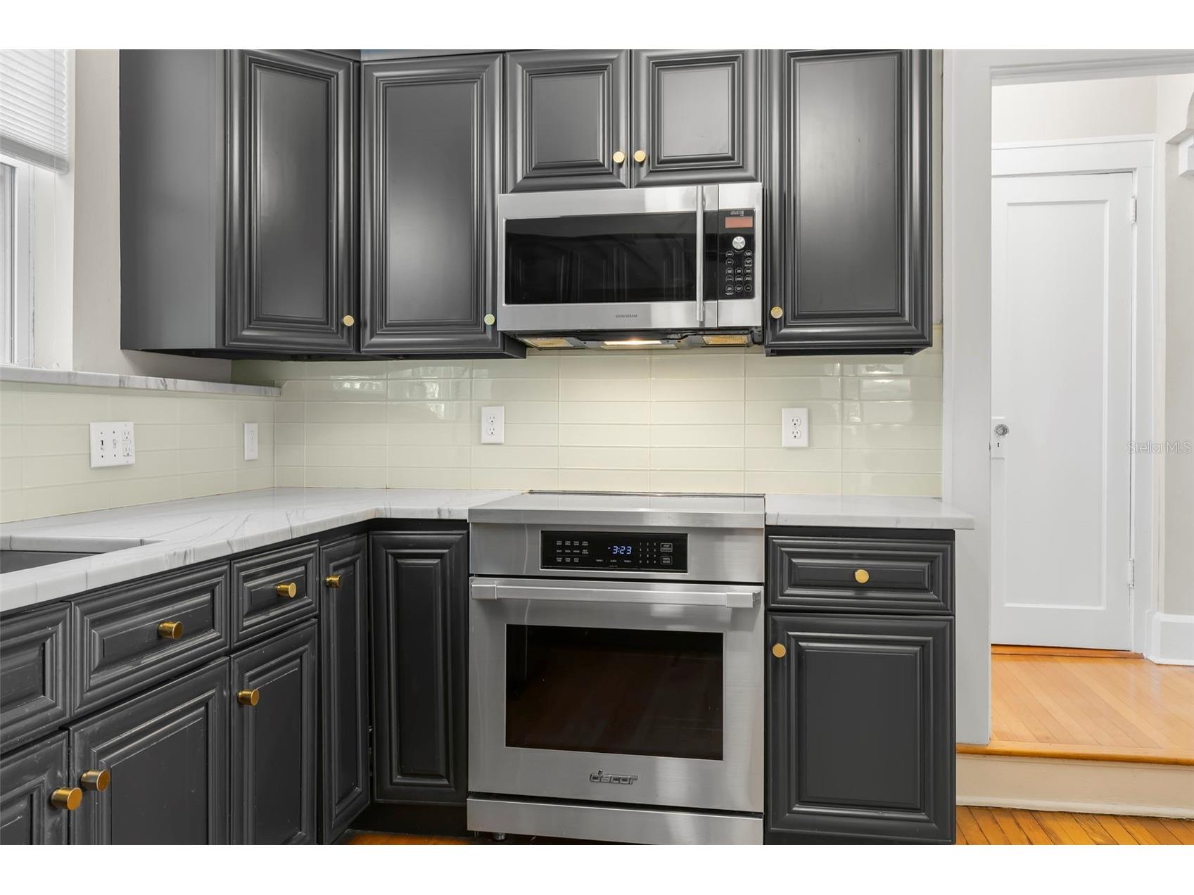 1125 11th Avenue NE Saint Petersburg FL 33705 TB8521711 image14