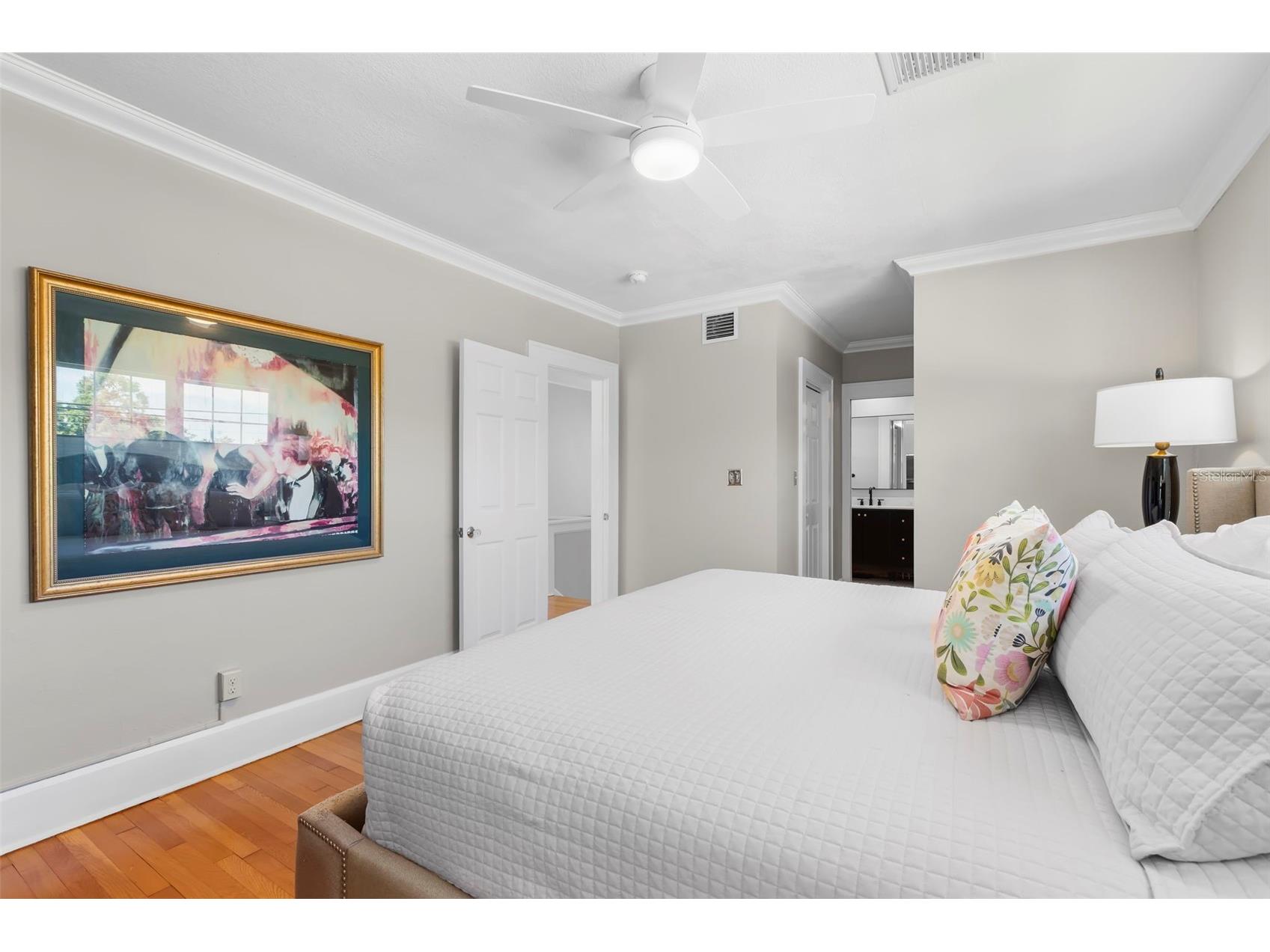 1125 11th Avenue NE Saint Petersburg FL 33705 TB8521711 image25