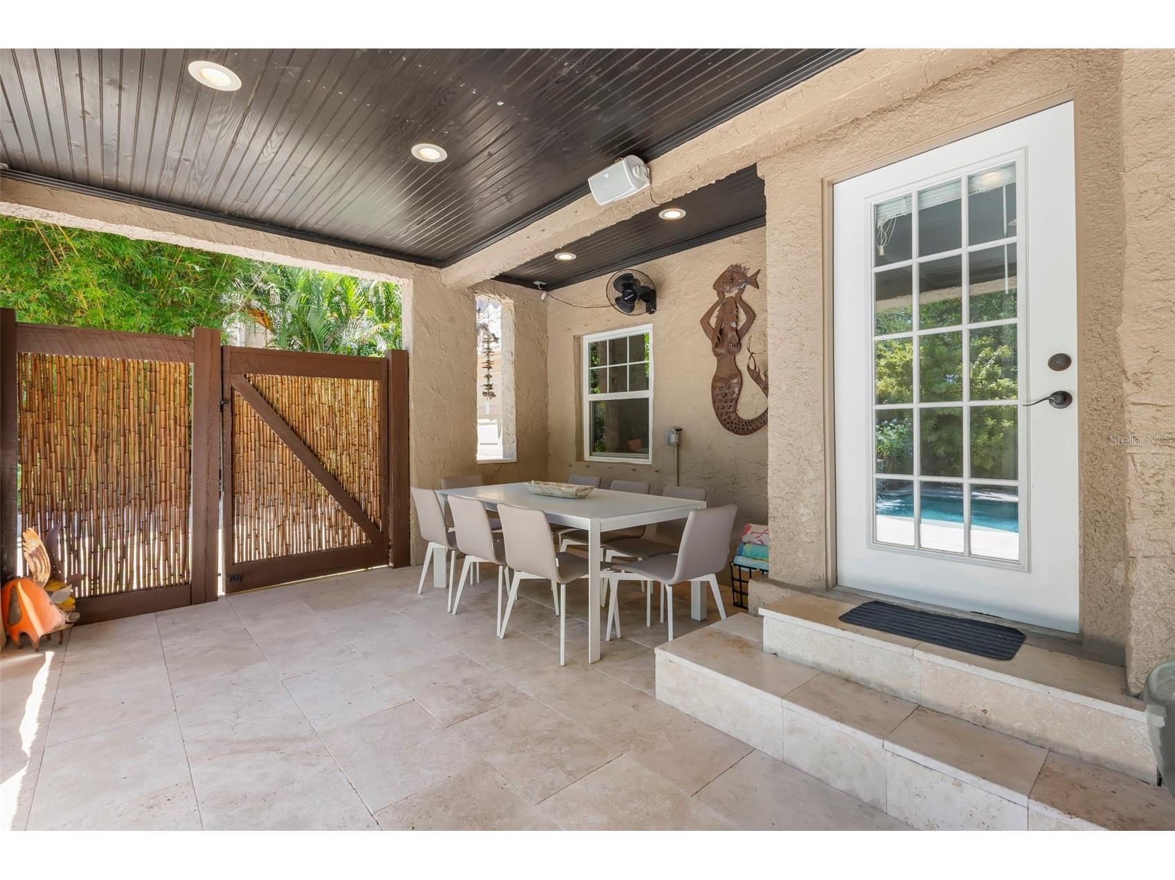 1125 11th Avenue NE Saint Petersburg FL 33705 TB8521711 image35