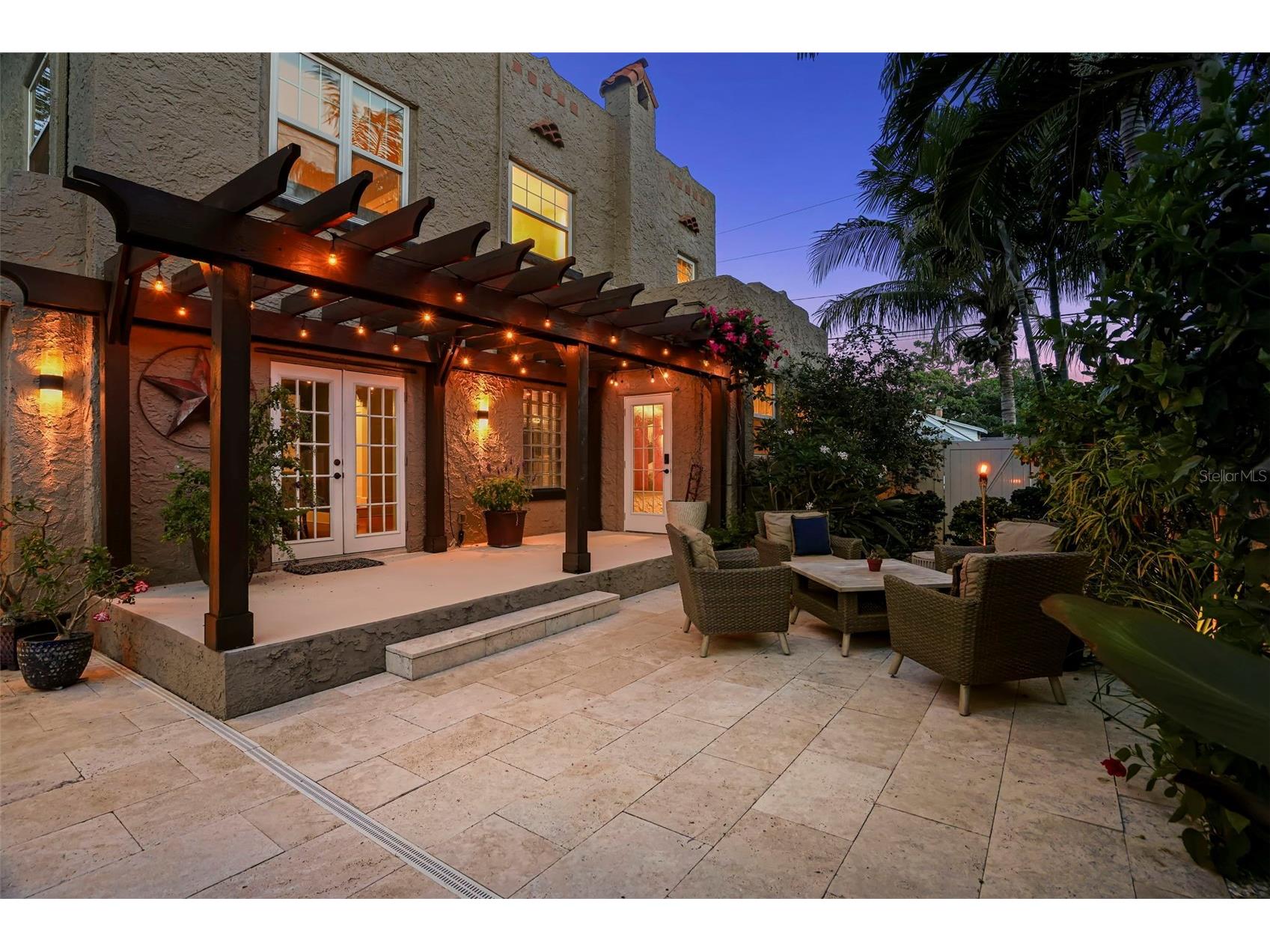 1125 11th Avenue NE Saint Petersburg FL 33705 TB8521711 image45