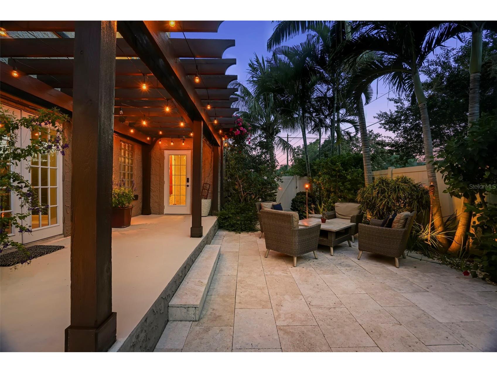 1125 11th Avenue NE Saint Petersburg FL 33705 TB8521711 image48
