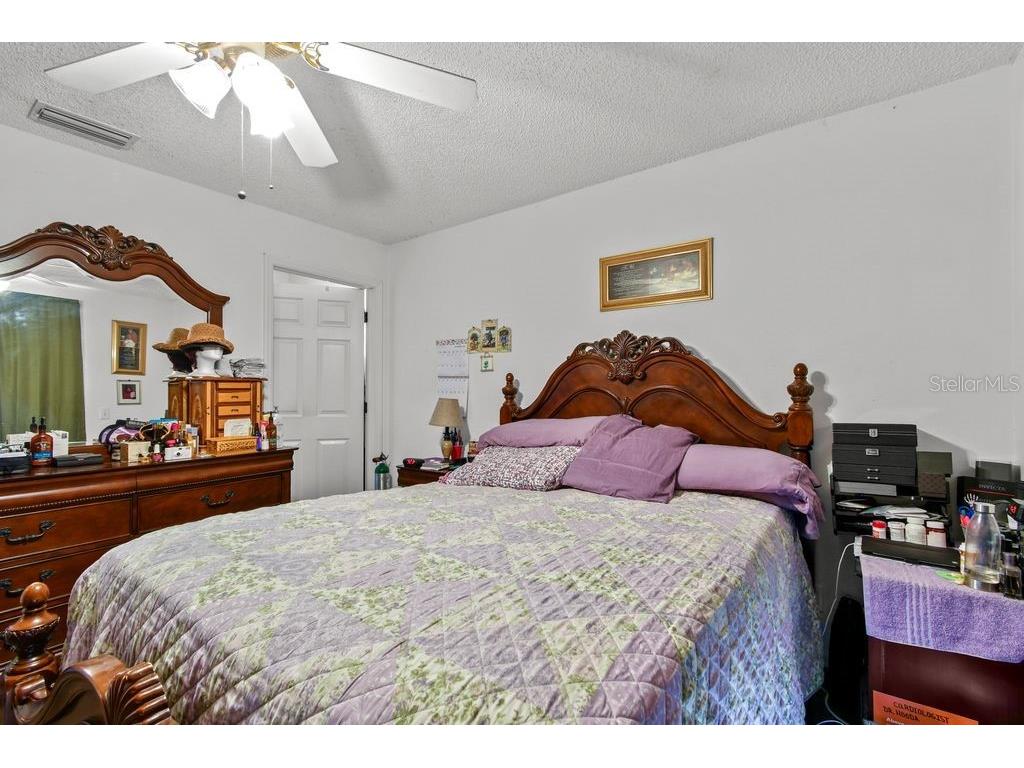 1125 40th Street S Saint Petersburg FL 33711 TB8429766 image32