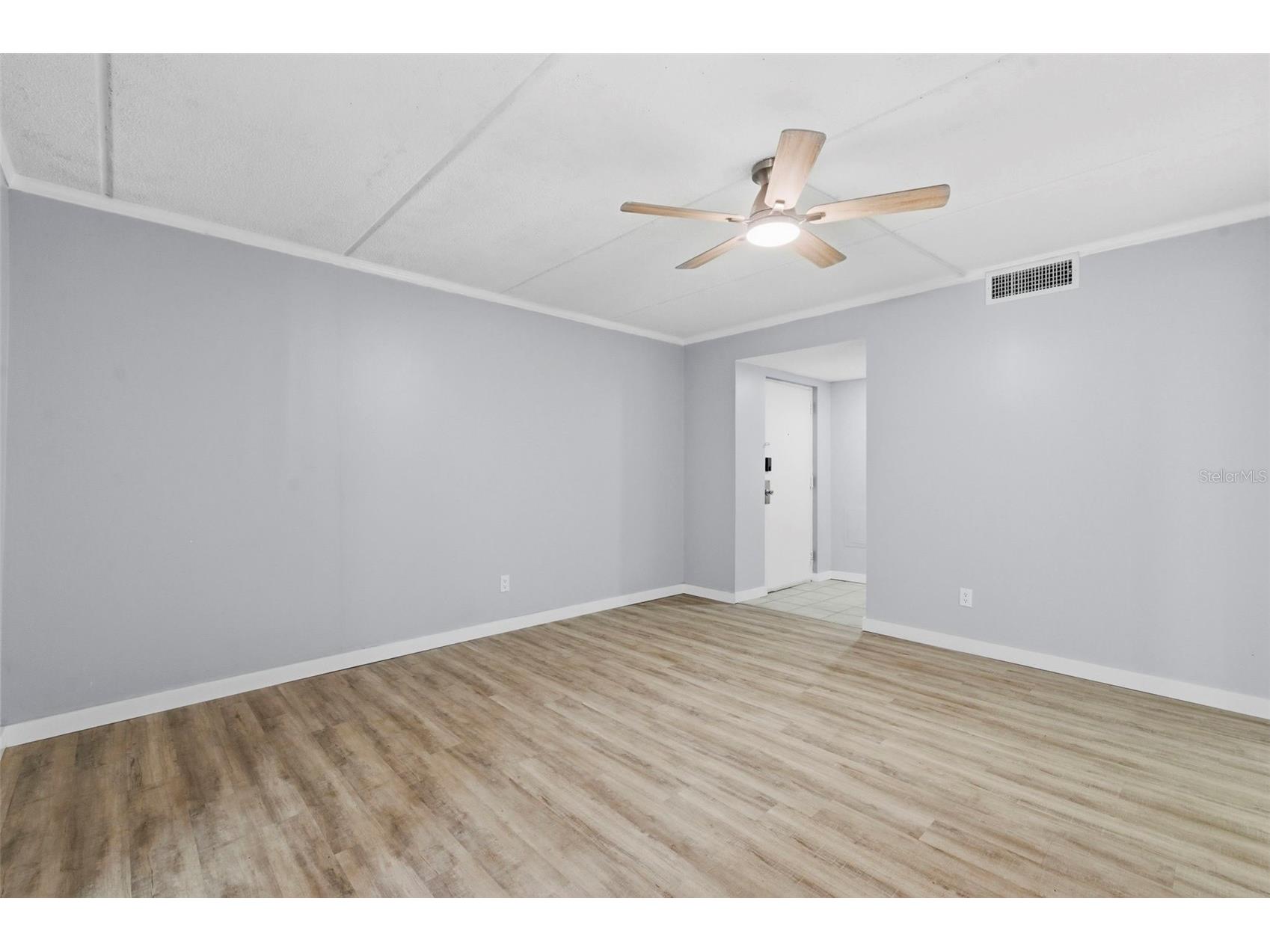 1125 83rd Avenue N #A Saint Petersburg FL 33702 TB8478240 image4