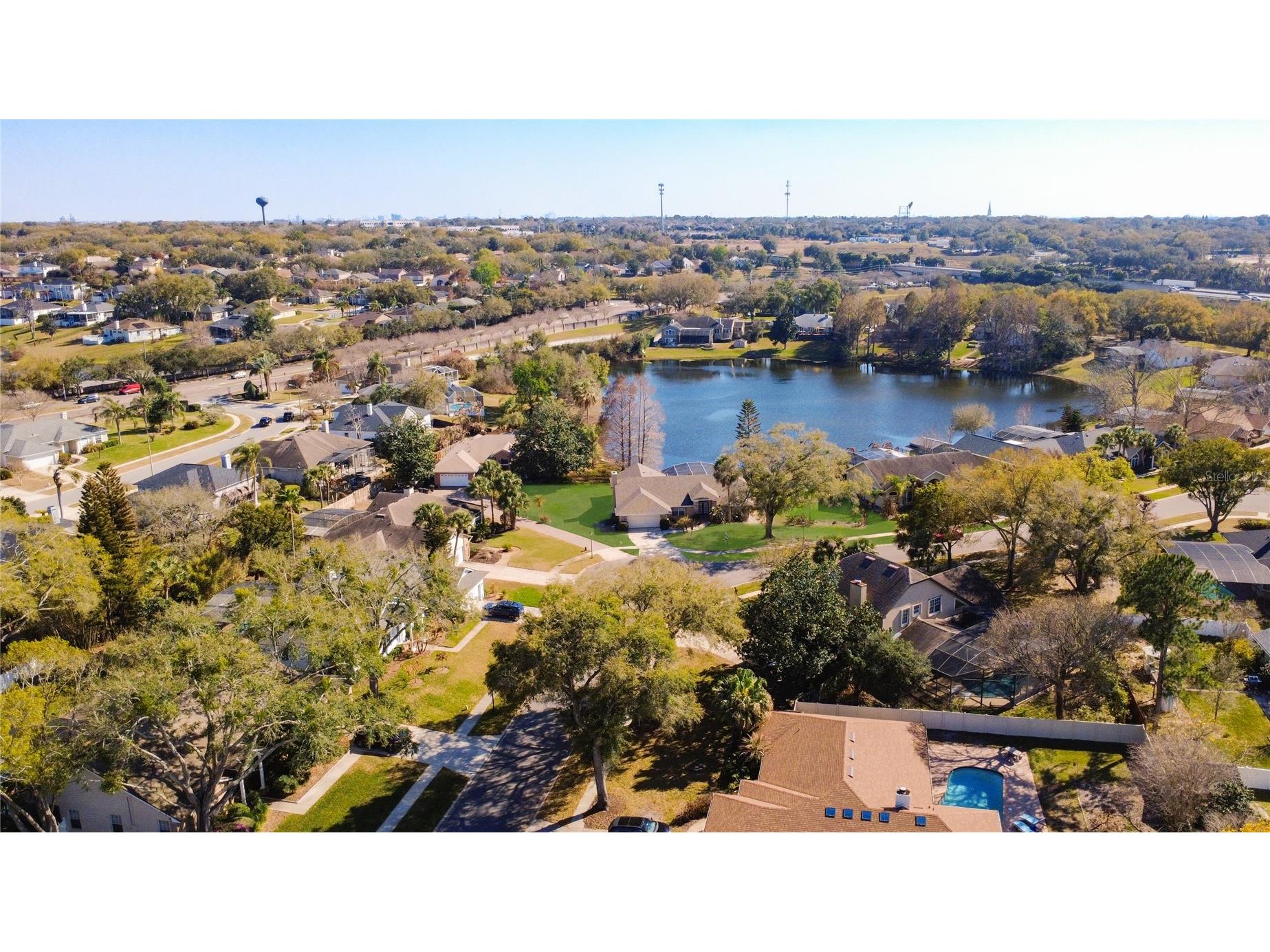 1125 Almond Tree Circle Orlando FL 32835 - SPRING POND O6388821 image2