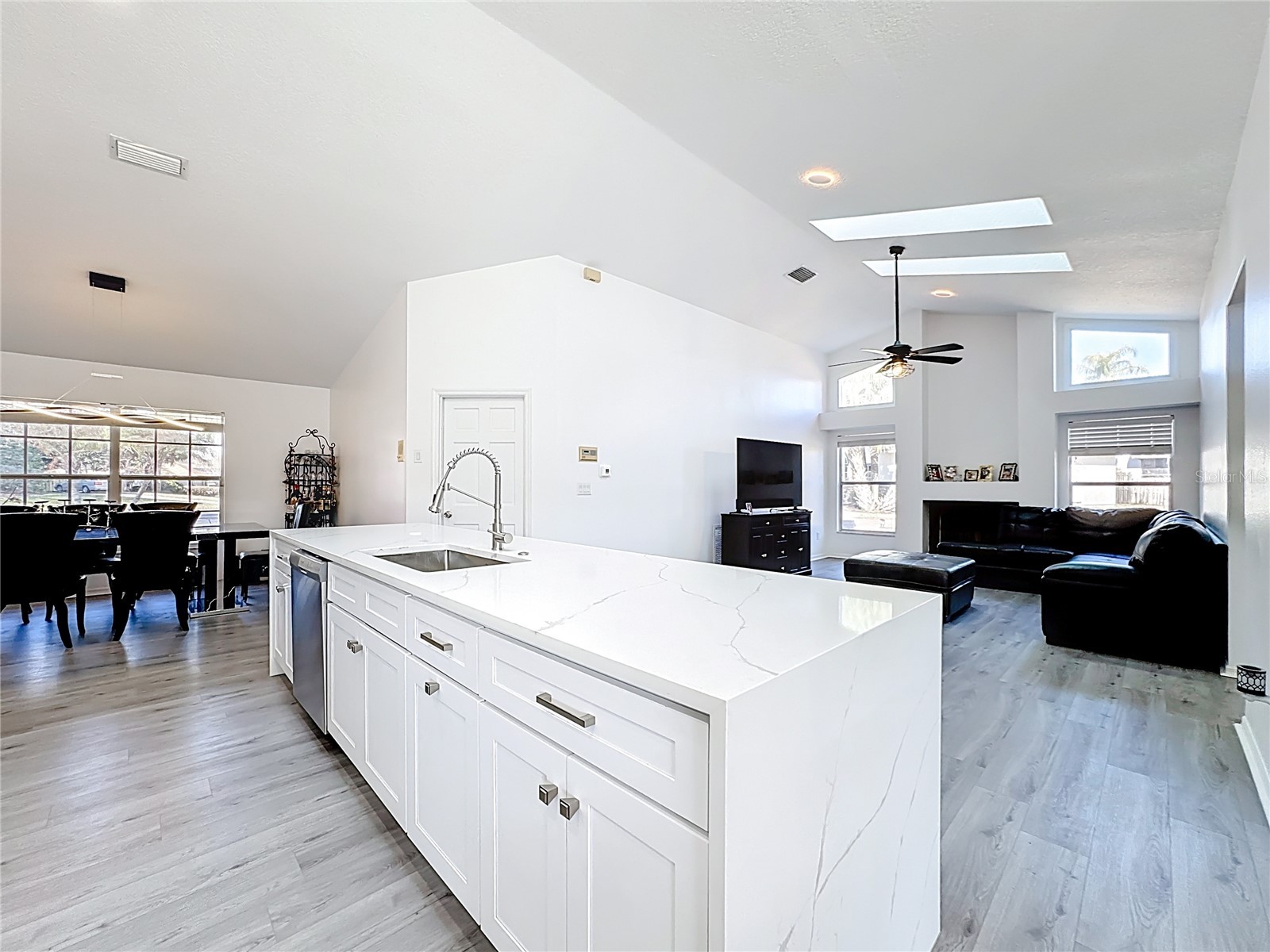 1125 Almond Tree Circle Orlando FL 32835 - SPRING POND O6388821 image26