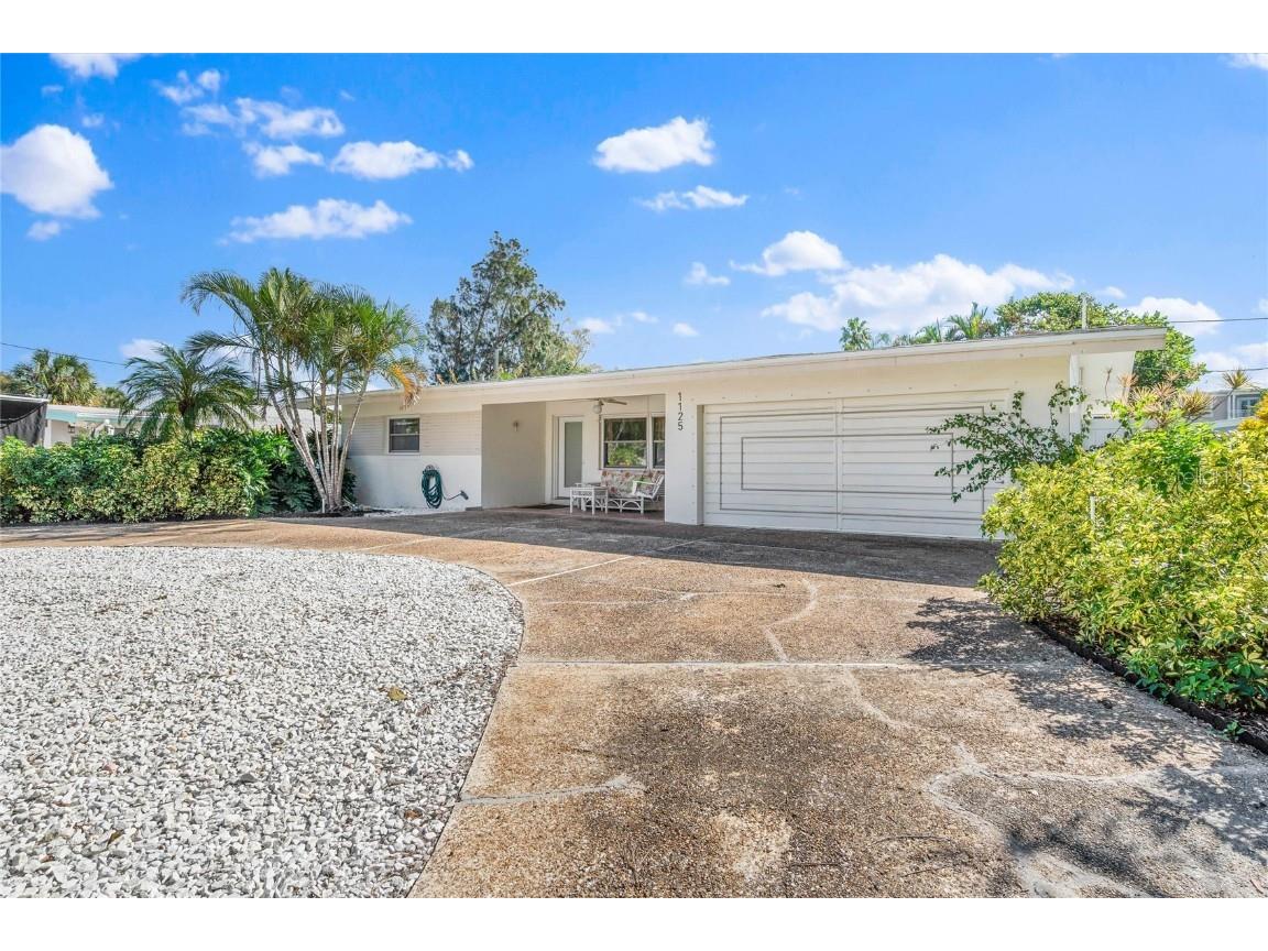 1125 Boca Ciega Isle Drive Saint Pete Beach FL 33706 U8182367 image1