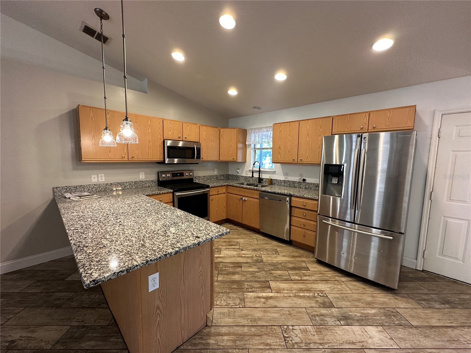 1125 Eden Drive Saint Cloud FL 34771 - Center Lake O6368416 image7