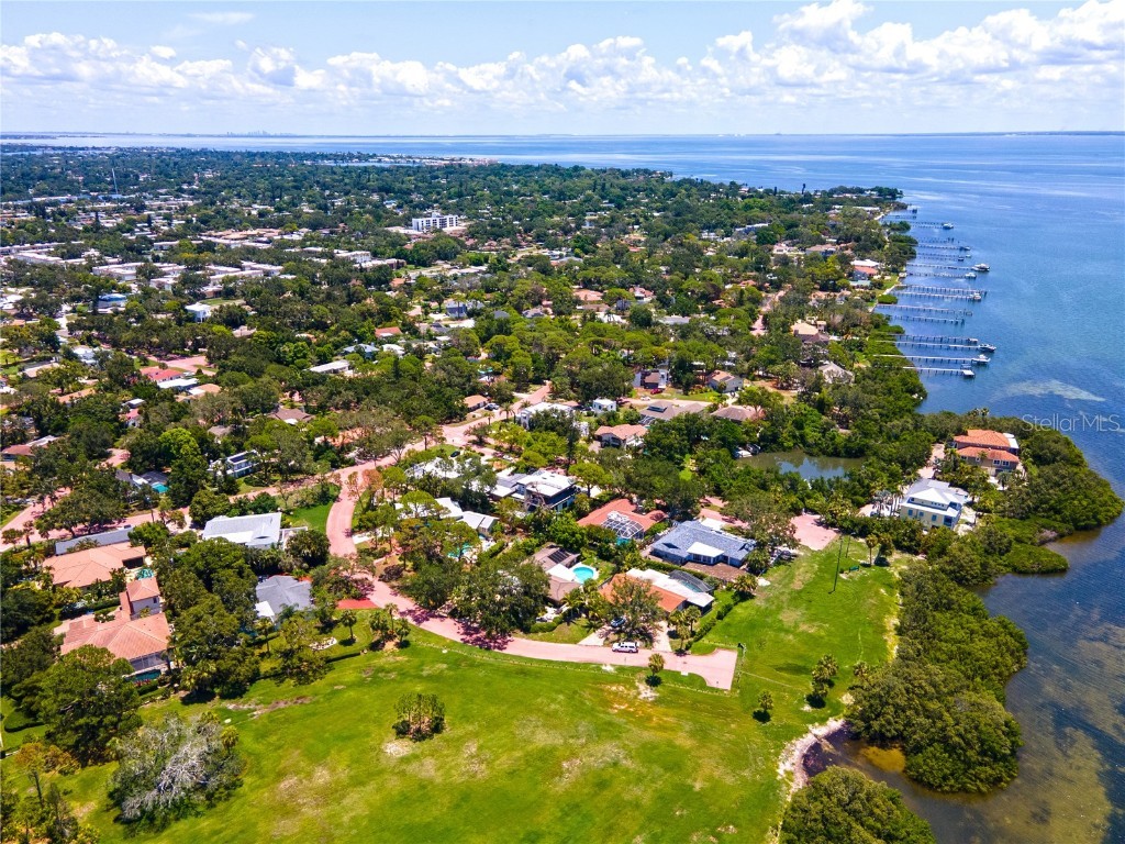 1125 Friendly Way S Saint Petersburg FL 33705 TB8412742 image12