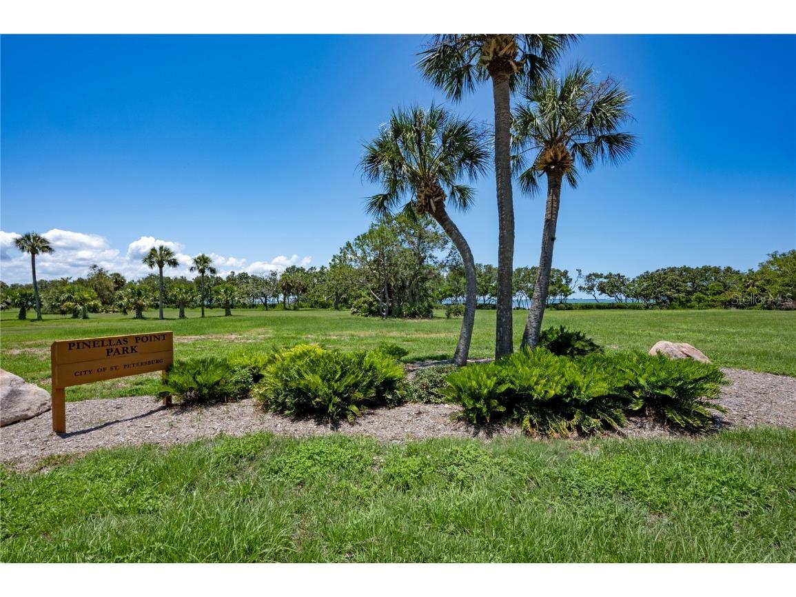 1125 Friendly Way S Saint Petersburg FL 33705 TB8412742 image13