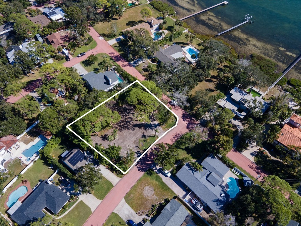 1125 Friendly Way S Saint Petersburg FL 33705 TB8412742 image3