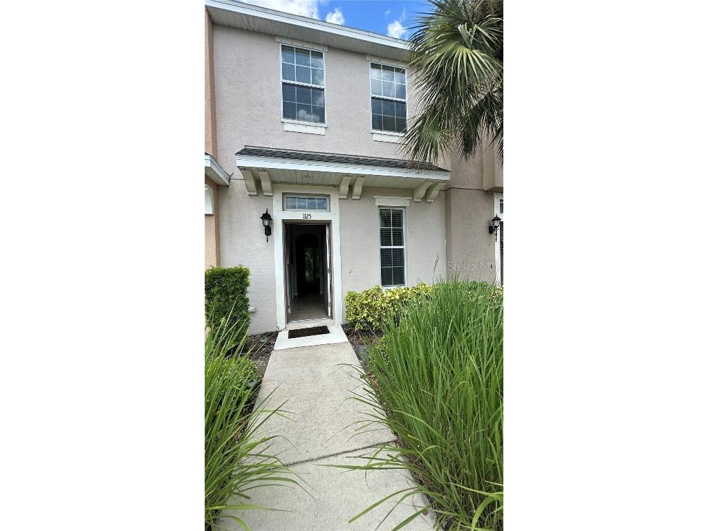 1125 Grantham Drive Sarasota FL 34234 A4662577 image1
