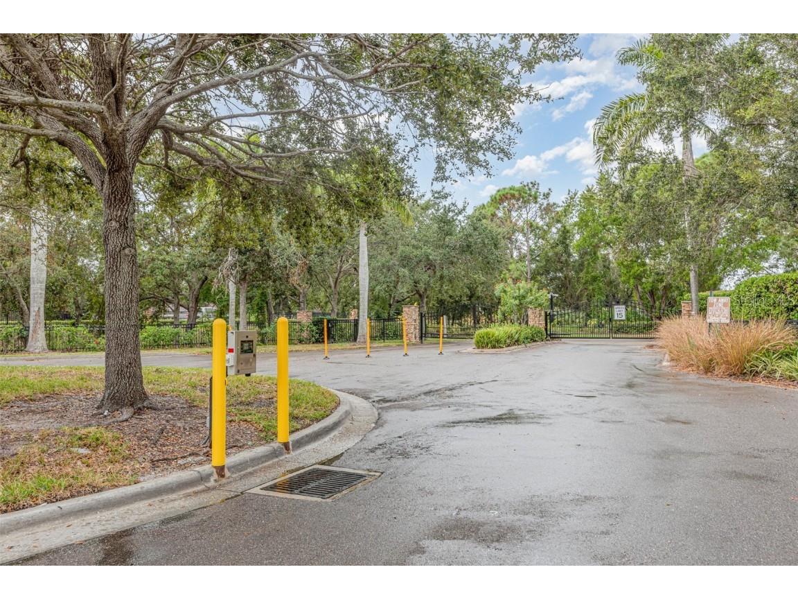 1125 Grantham Drive Sarasota FL 34234 A4662577 image25