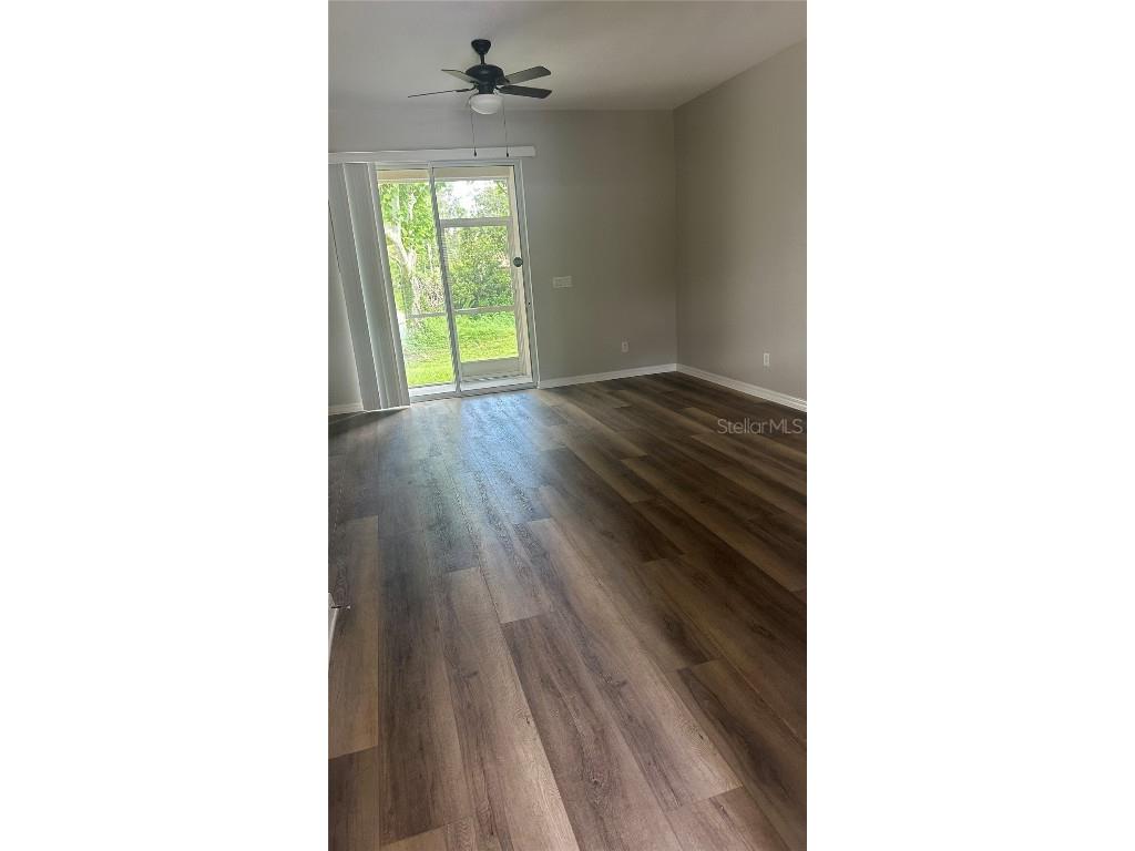 1125 Grantham Drive Sarasota FL 34234 A4662577 image4