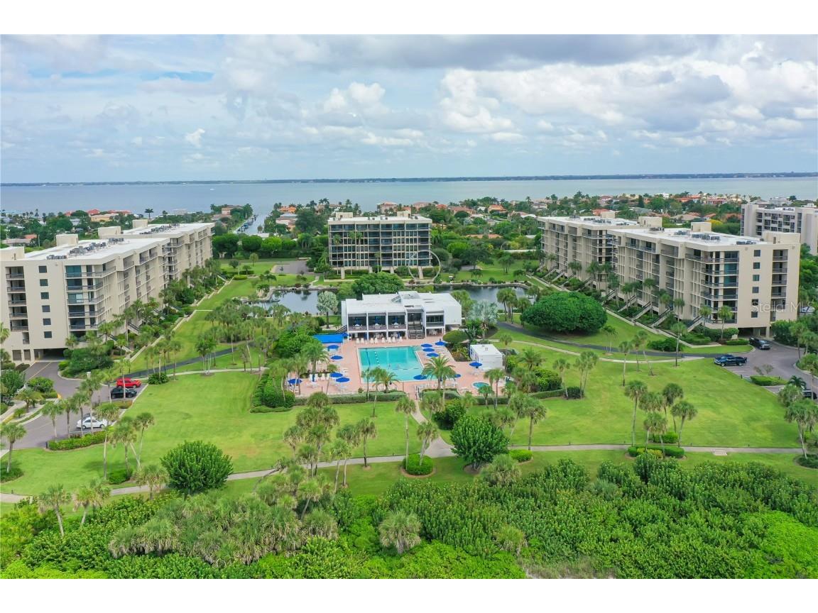 1125 Gulf Of Mexico Drive #101 Longboat Key FL 34228 A4581818 image1