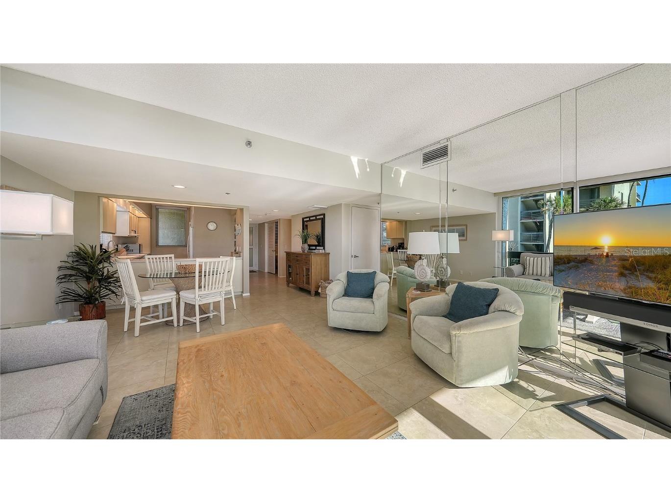 1125 Gulf Of Mexico Drive #101 Longboat Key FL 34228 A4672544 image11