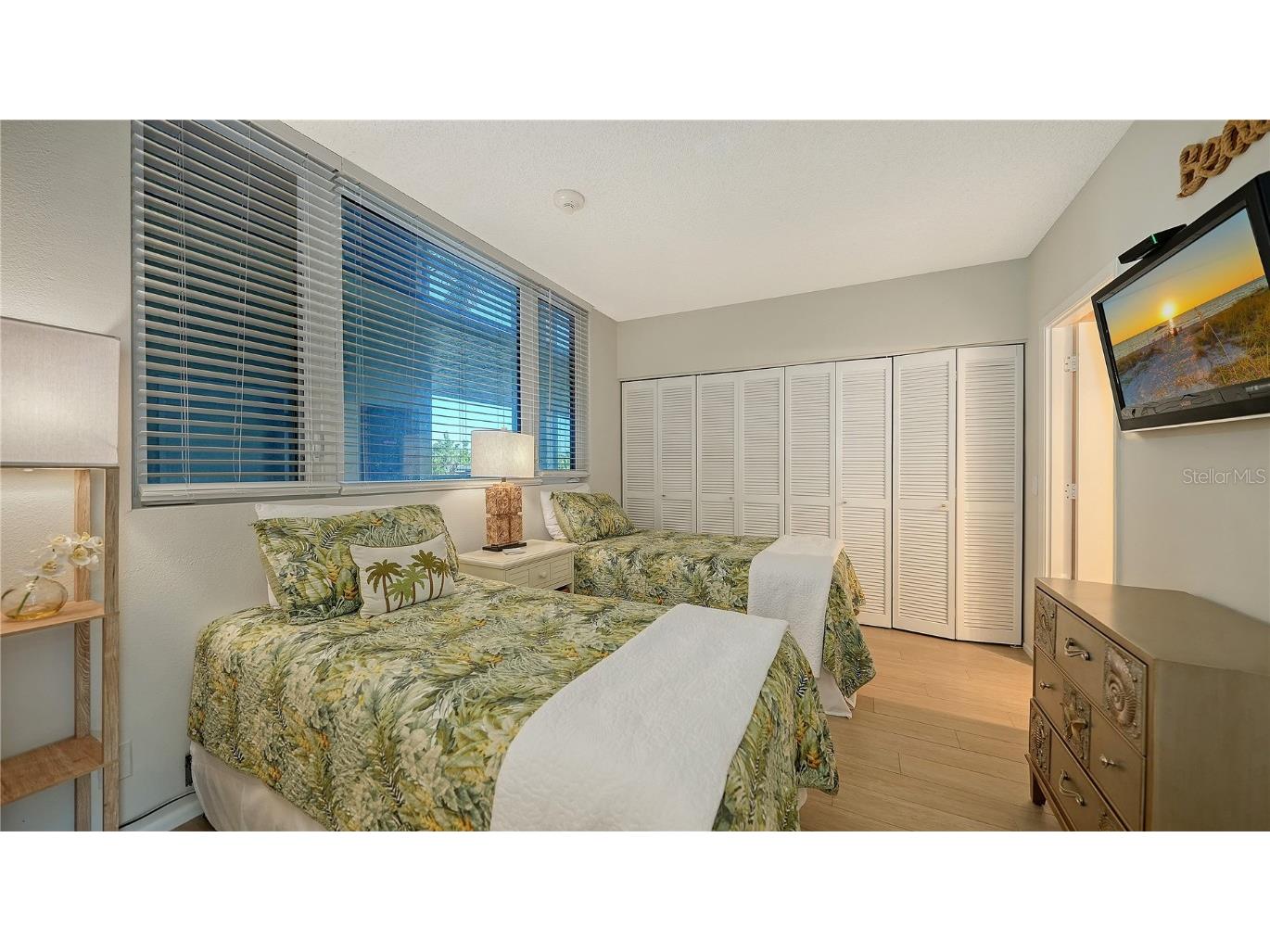 1125 Gulf Of Mexico Drive #101 Longboat Key FL 34228 A4672544 image25