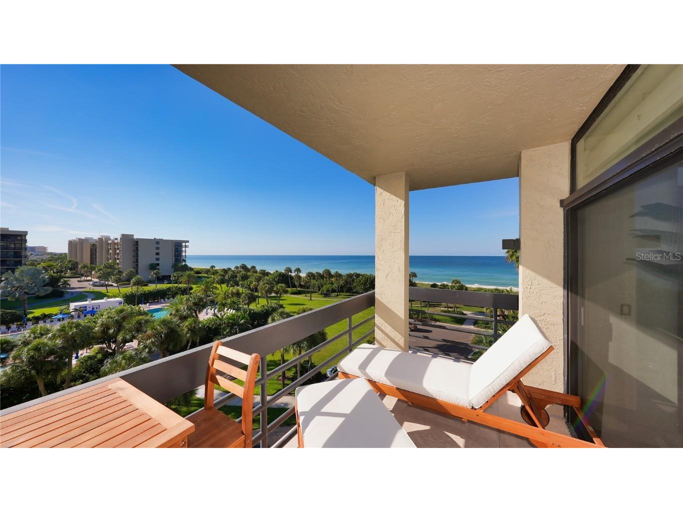 1125 Gulf Of Mexico Drive #401 Longboat Key FL 34228 - GULF OF MEXICO A4604383 image1