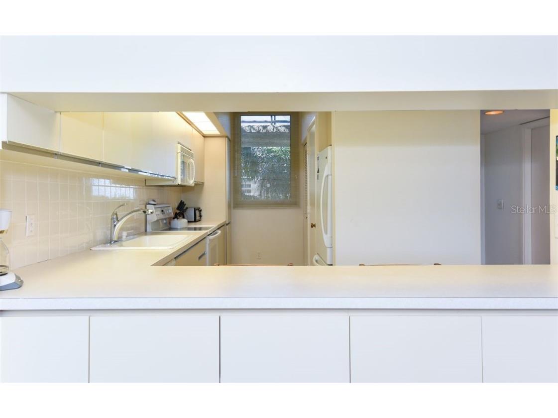 1125 Gulf Of Mexico Drive #403 Longboat Key FL 34228 - GULF OF MEXICO A4480600 image13