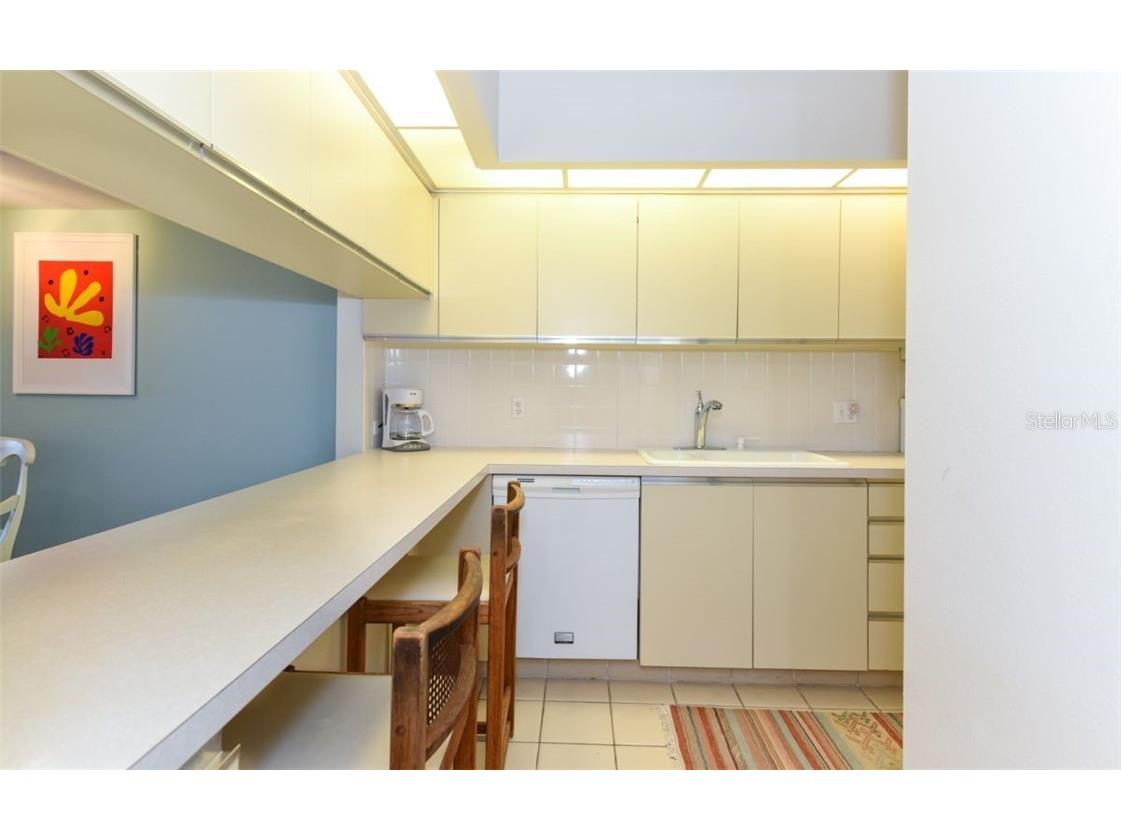 1125 Gulf Of Mexico Drive #403 Longboat Key FL 34228 - GULF OF MEXICO A4480600 image14