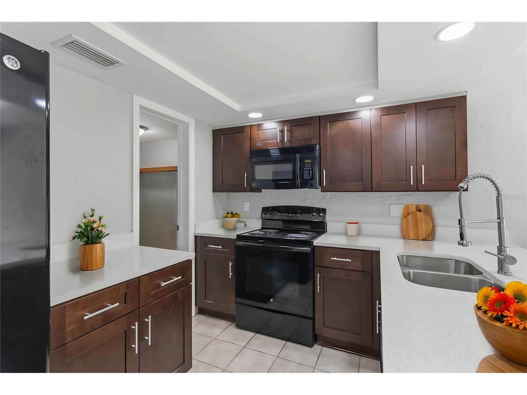 1125 Longfellow Way #125-B Sarasota FL 34243 A4691728 image12