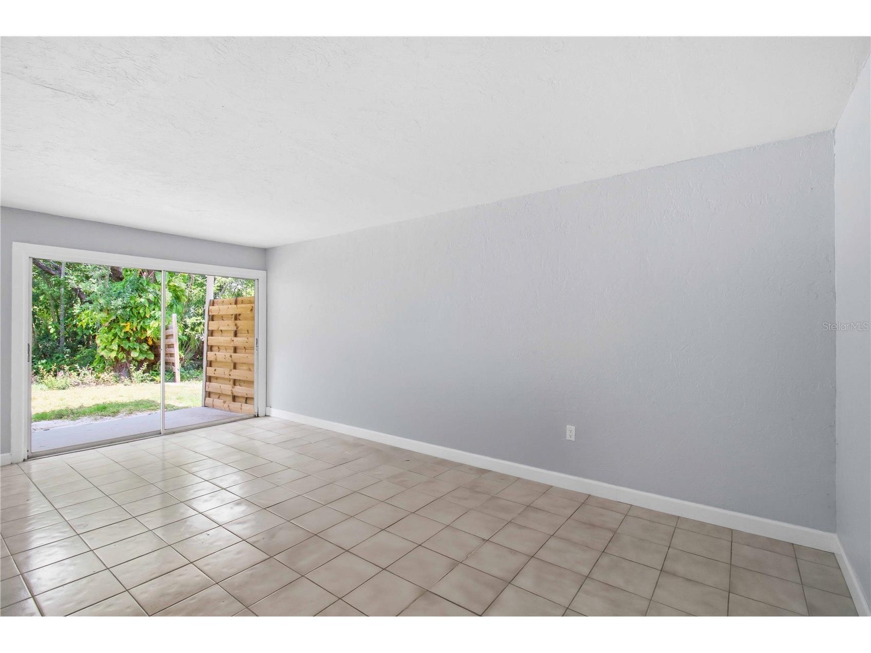 1125 Longfellow Way #125-B Sarasota FL 34243 A4691728 image4