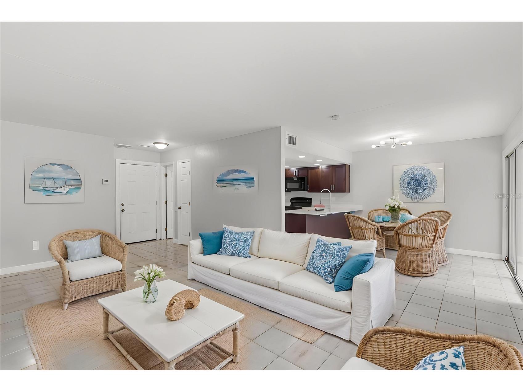 1125 Longfellow Way #125-B Sarasota FL 34243 A4691728 image5