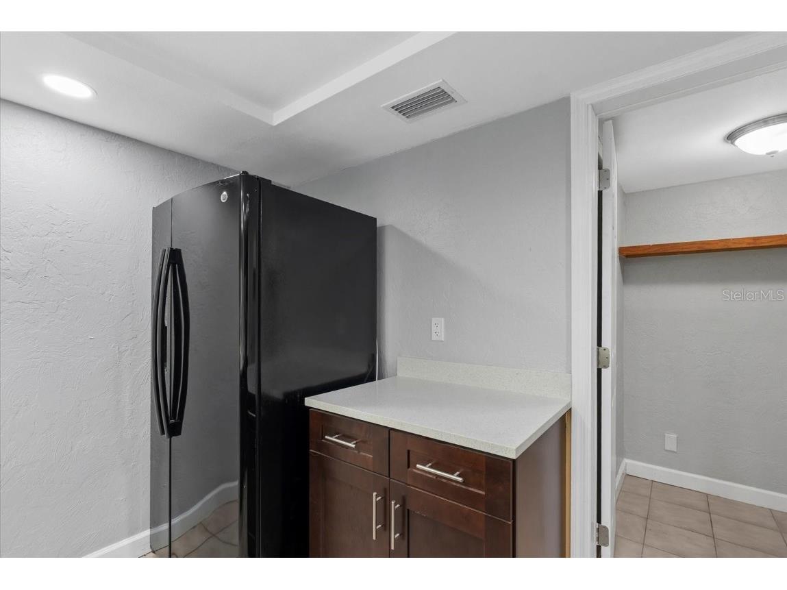 1125 Longfellow Way Sarasota FL 34243 A4662526 image7