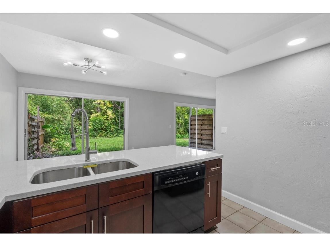 1125 Longfellow Way Sarasota FL 34243 A4662526 image9