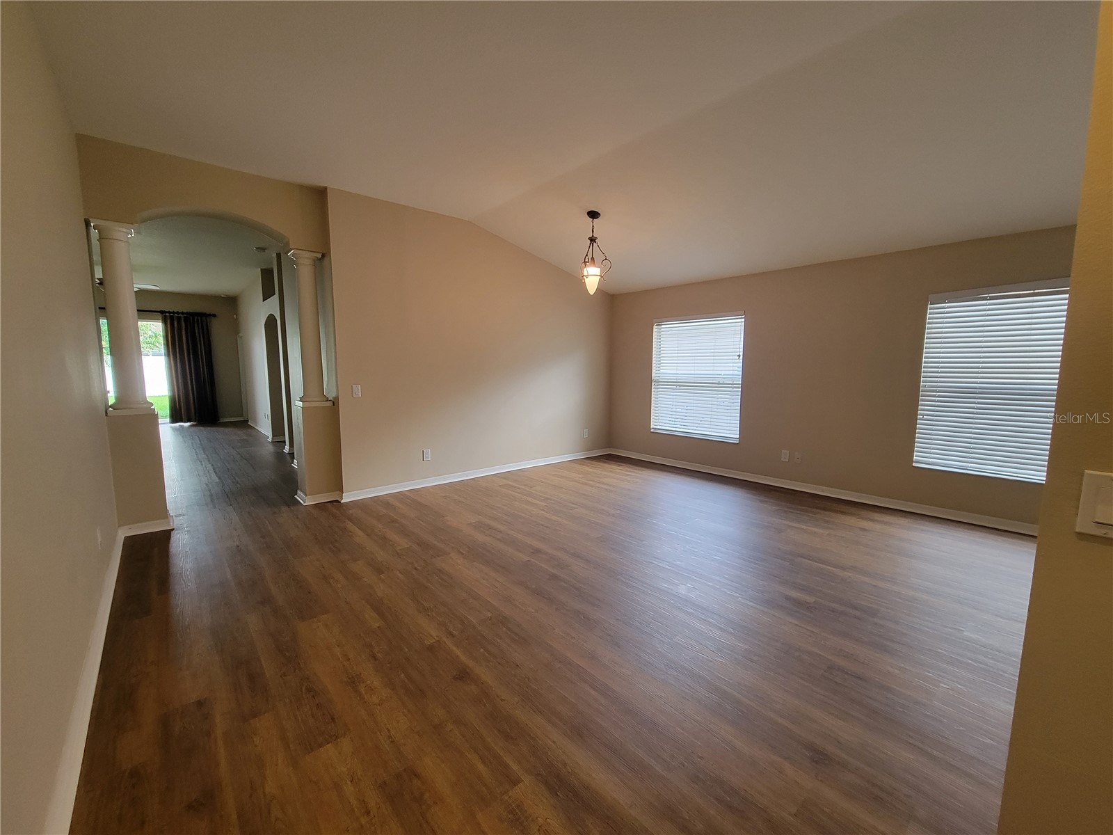1125 Lumsden Pointe Boulevard Valrico FL 33594 TB8515910 image2