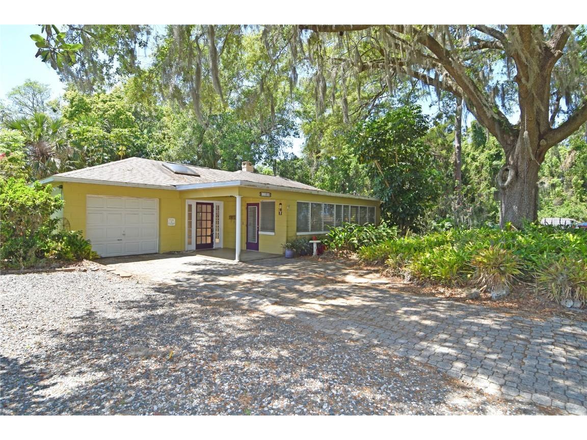 1125 N Mc Donald St Mount Dora FL 32757 O6299890 image1