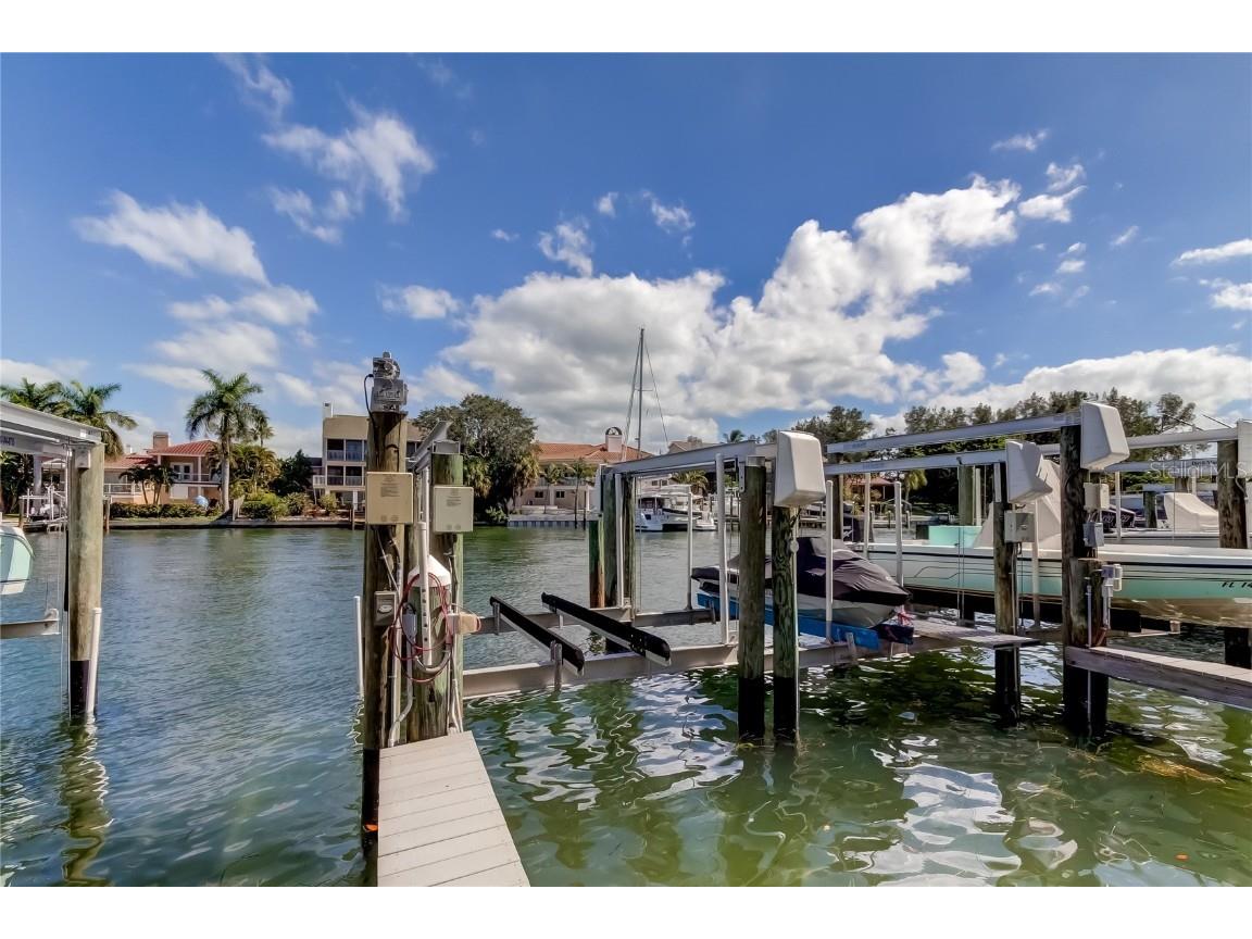 1125 Pinellas Bayway S #304 Saint Petersburg FL 33715 TB8341841 image60