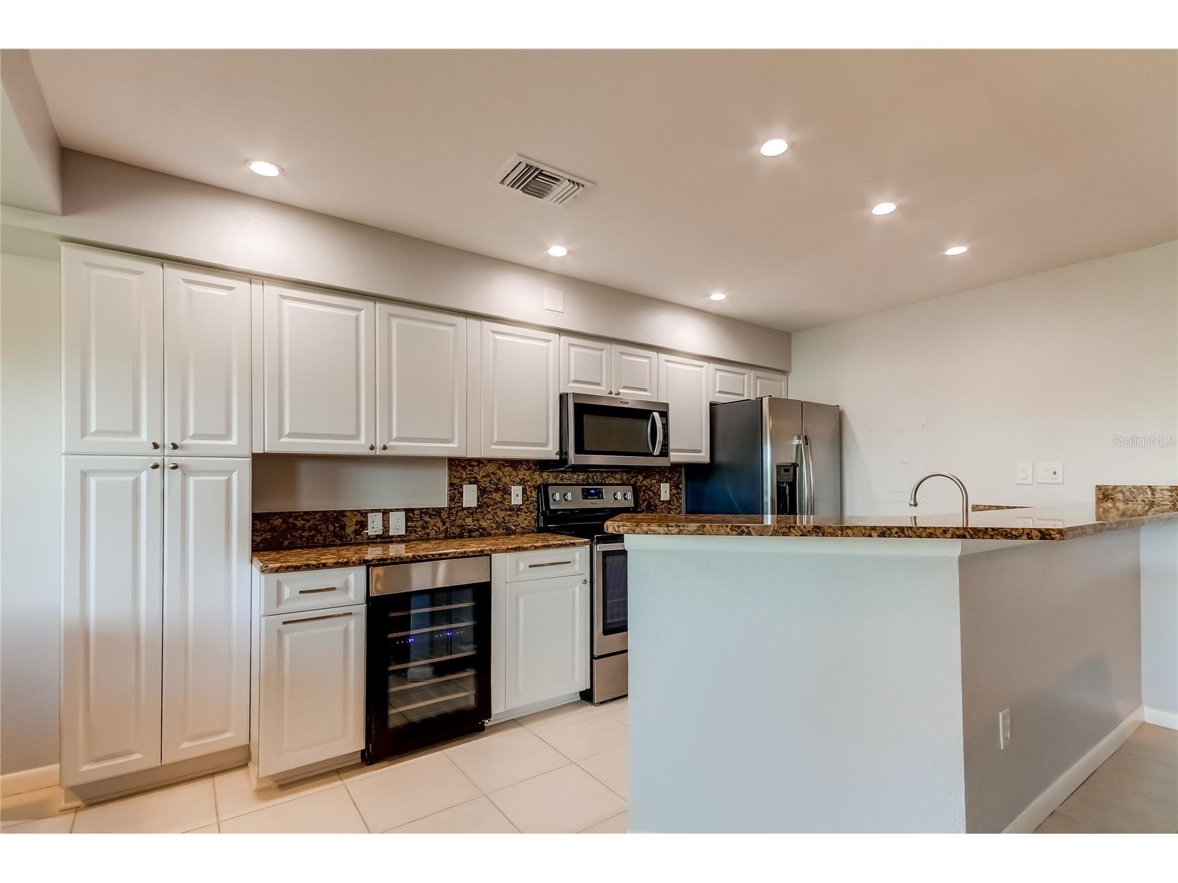 1125 Pinellas Bayway S #304 Saint Petersburg FL 33715 TB8459149 image14