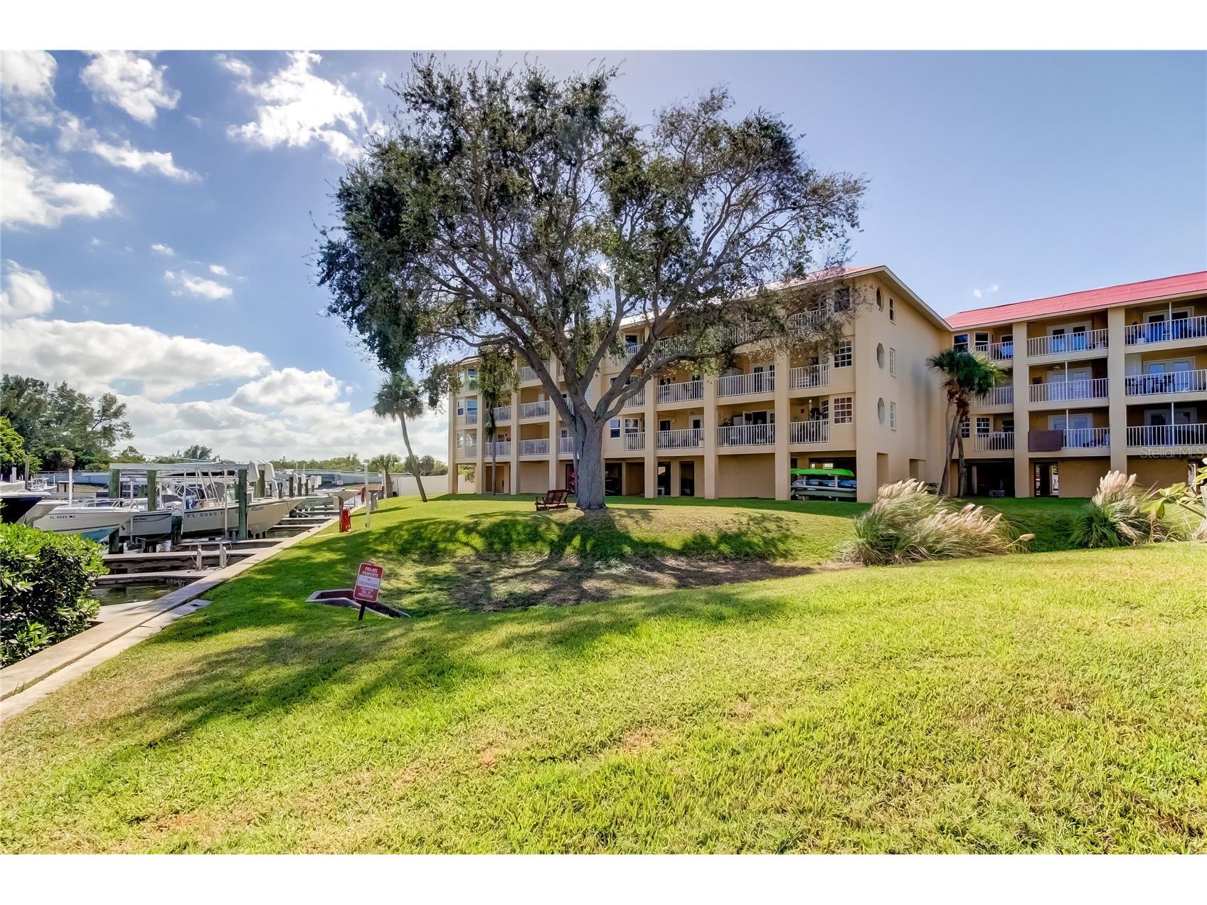 1125 Pinellas Bayway S #304 Saint Petersburg FL 33715 TB8459149 image34