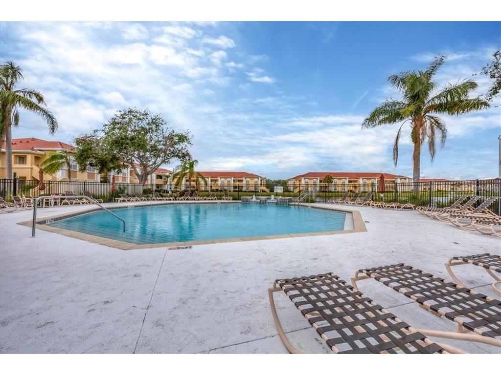 1125 Villagio Circle #201 Sarasota FL 34237 A4674000 image17