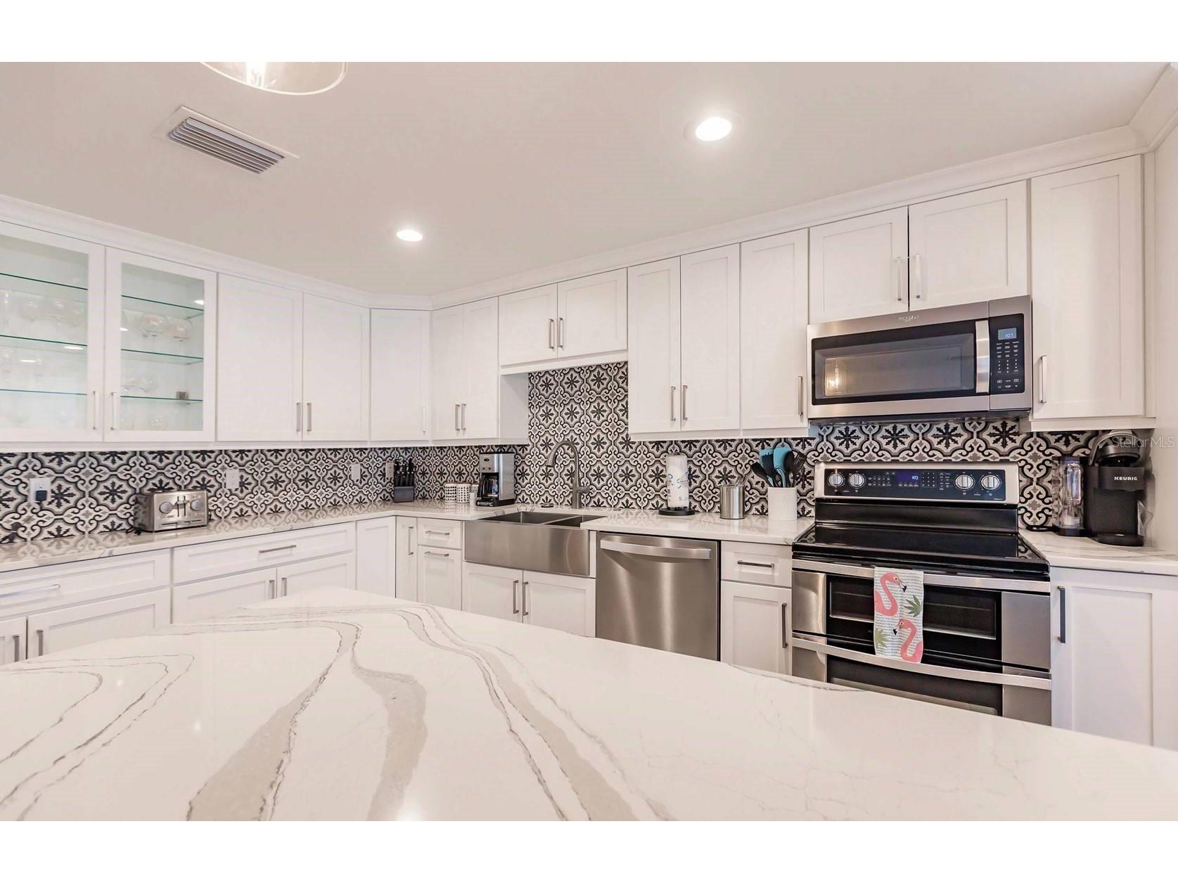 1125 W Peppertree Drive #102 Sarasota FL 34242 TB8465428 image10