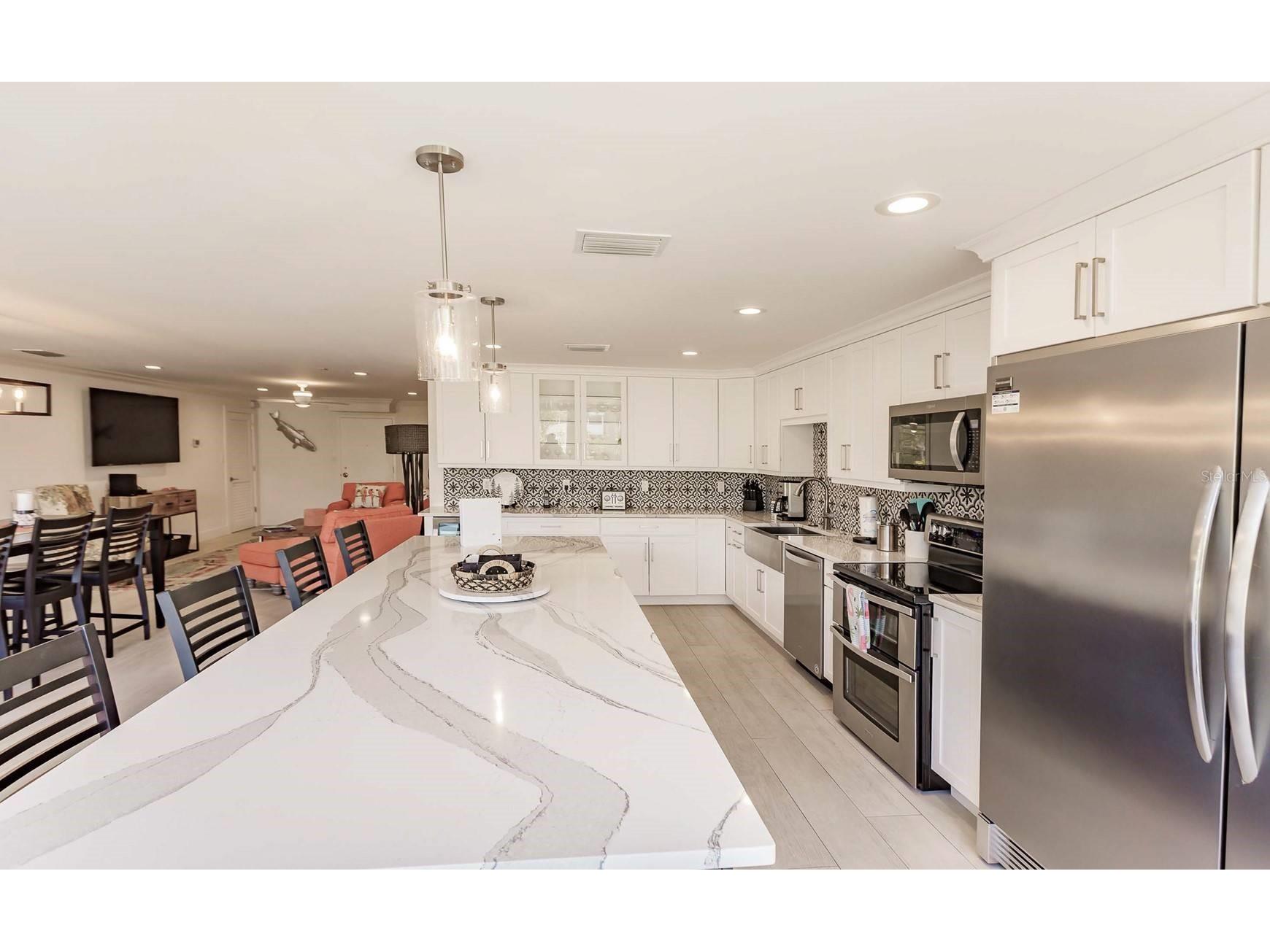 1125 W Peppertree Drive #102 Sarasota FL 34242 TB8465428 image11