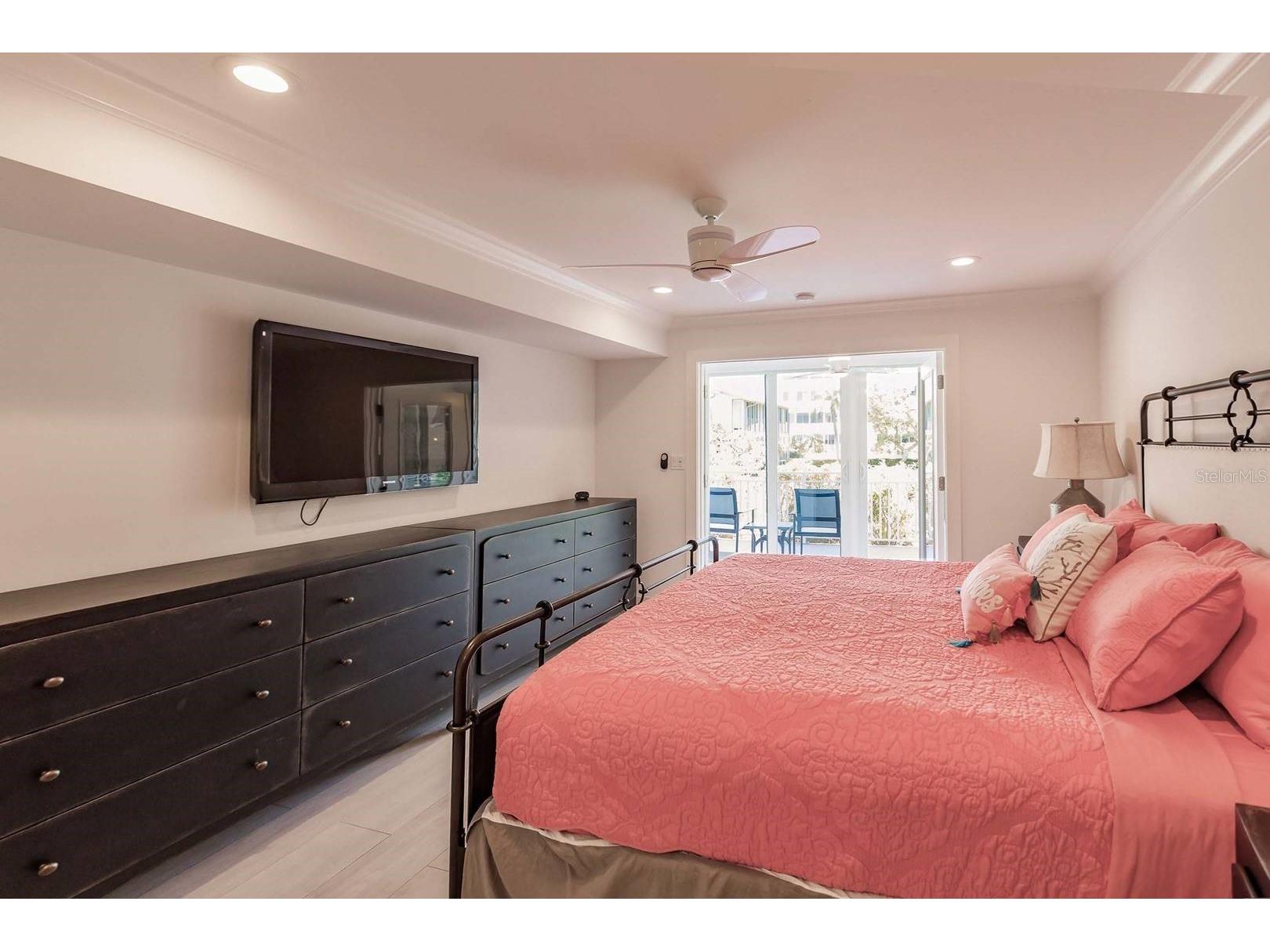 1125 W Peppertree Drive #102 Sarasota FL 34242 TB8465428 image24