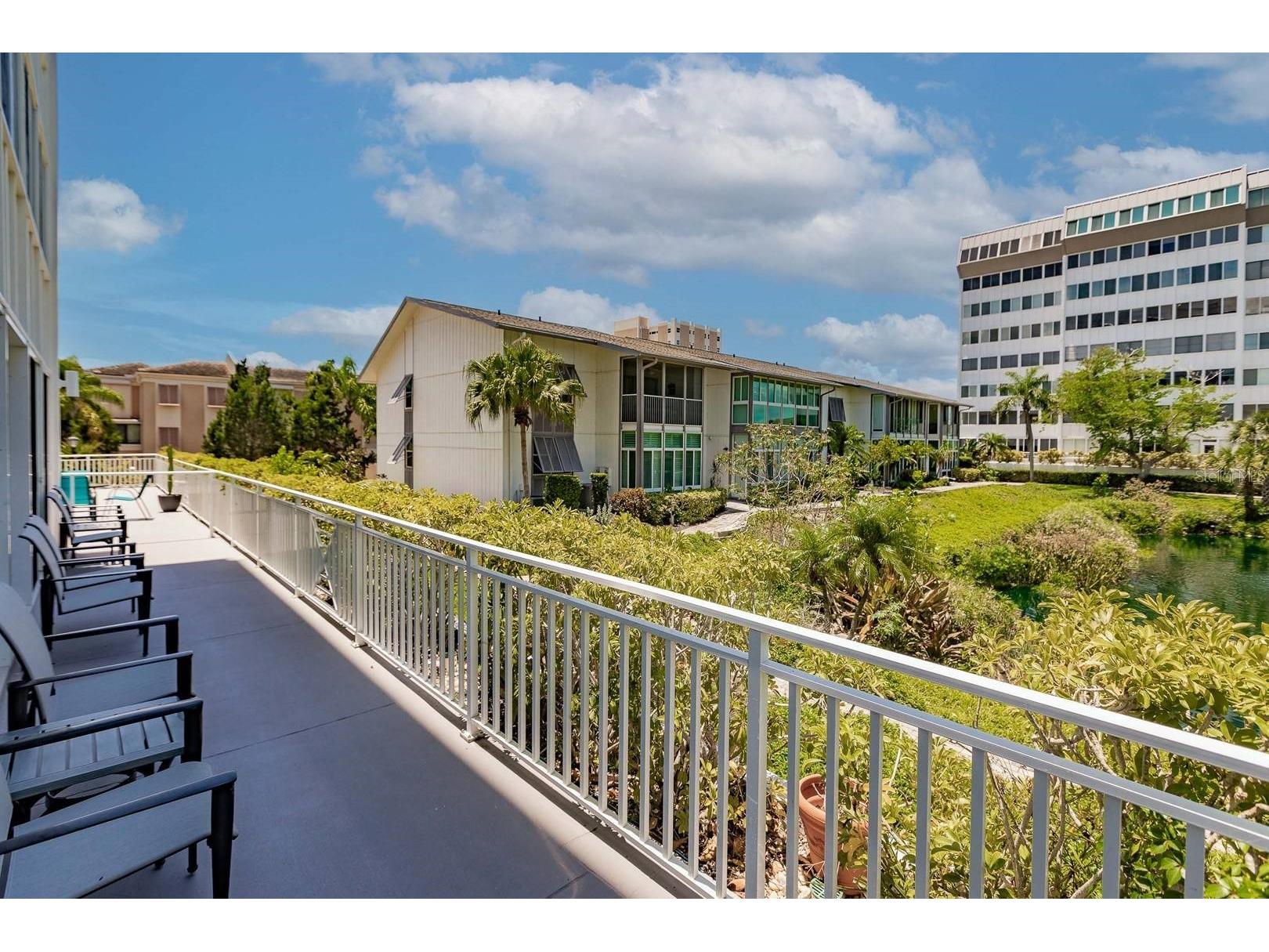 1125 W Peppertree Drive #102 Sarasota FL 34242 TB8465428 image34