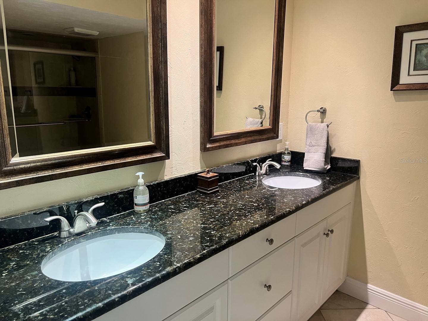 1125 W Peppertree Drive #202 Sarasota FL 34242 TB8465389 image10