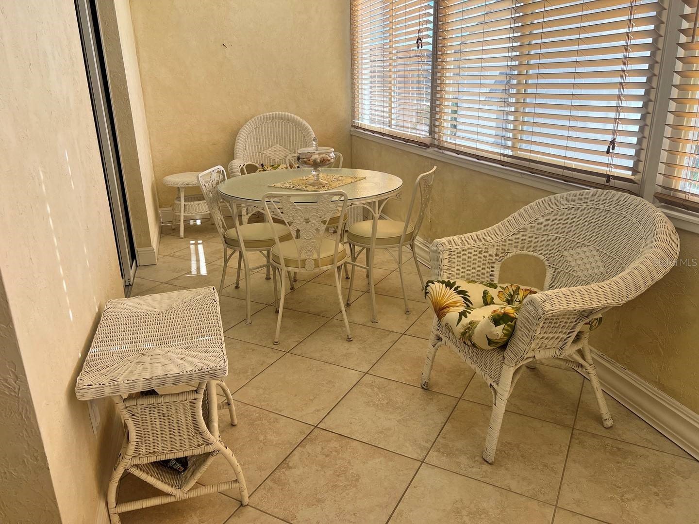 1125 W Peppertree Drive #202 Sarasota FL 34242 TB8465389 image14