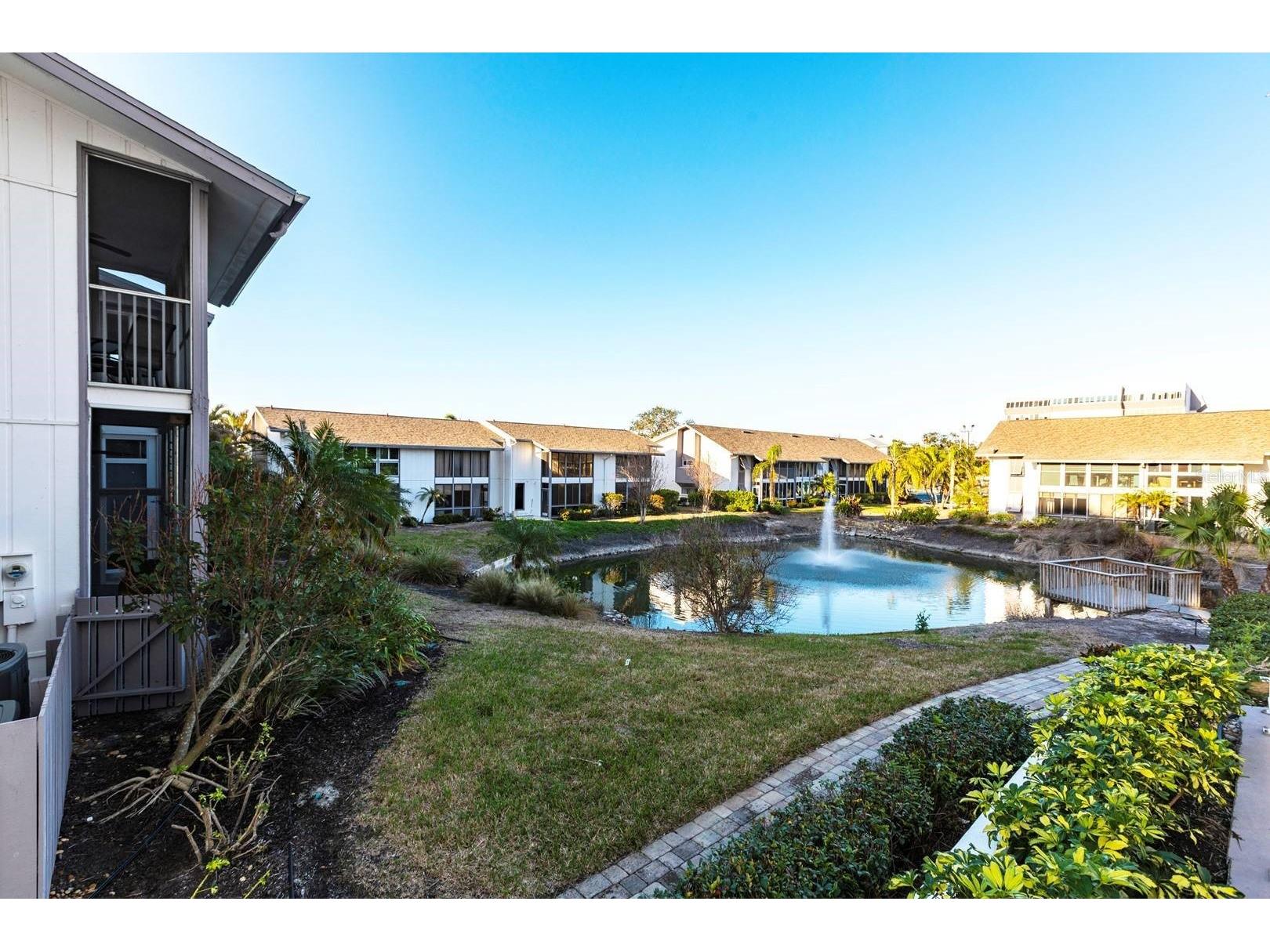 1125 W Peppertree Drive #402 Sarasota FL 34242 TB8465341 image25