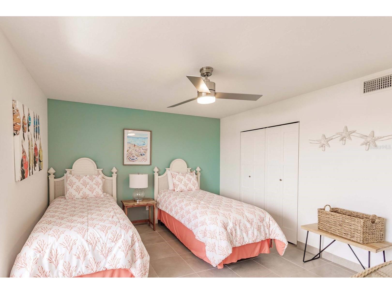 1125 W Peppertree Drive #407 Sarasota FL 34242 TB8466406 image16