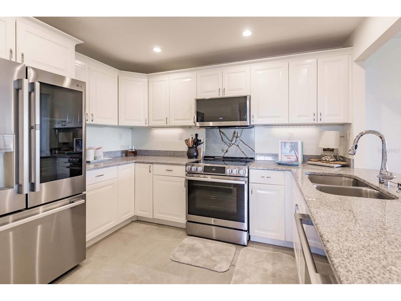 1125 W Peppertree Drive #407 Sarasota FL 34242 TB8466406 image8