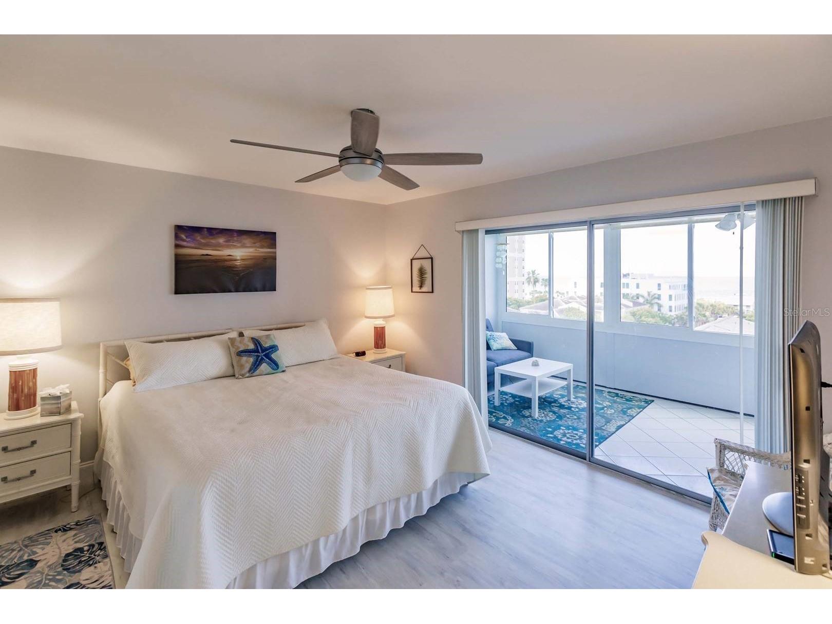 1125 W Peppertree Drive #501 Sarasota FL 34242 TB8466040 image18