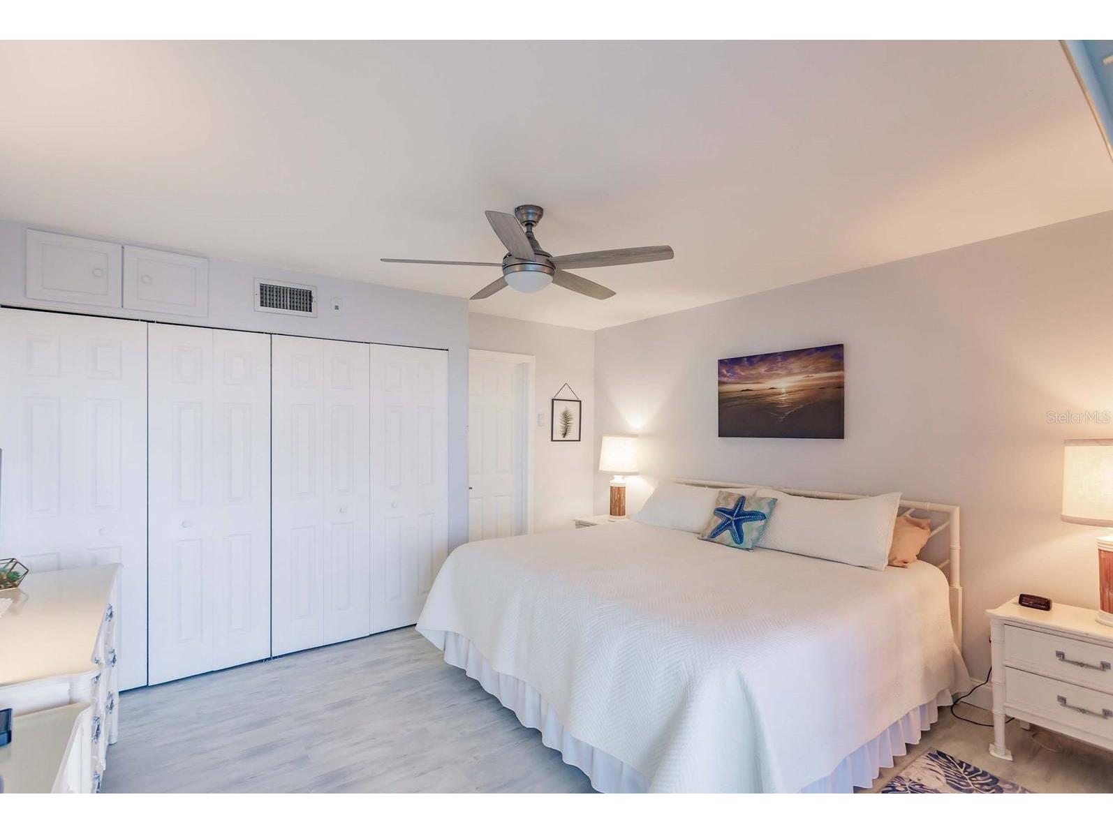 1125 W Peppertree Drive #501 Sarasota FL 34242 TB8466040 image19