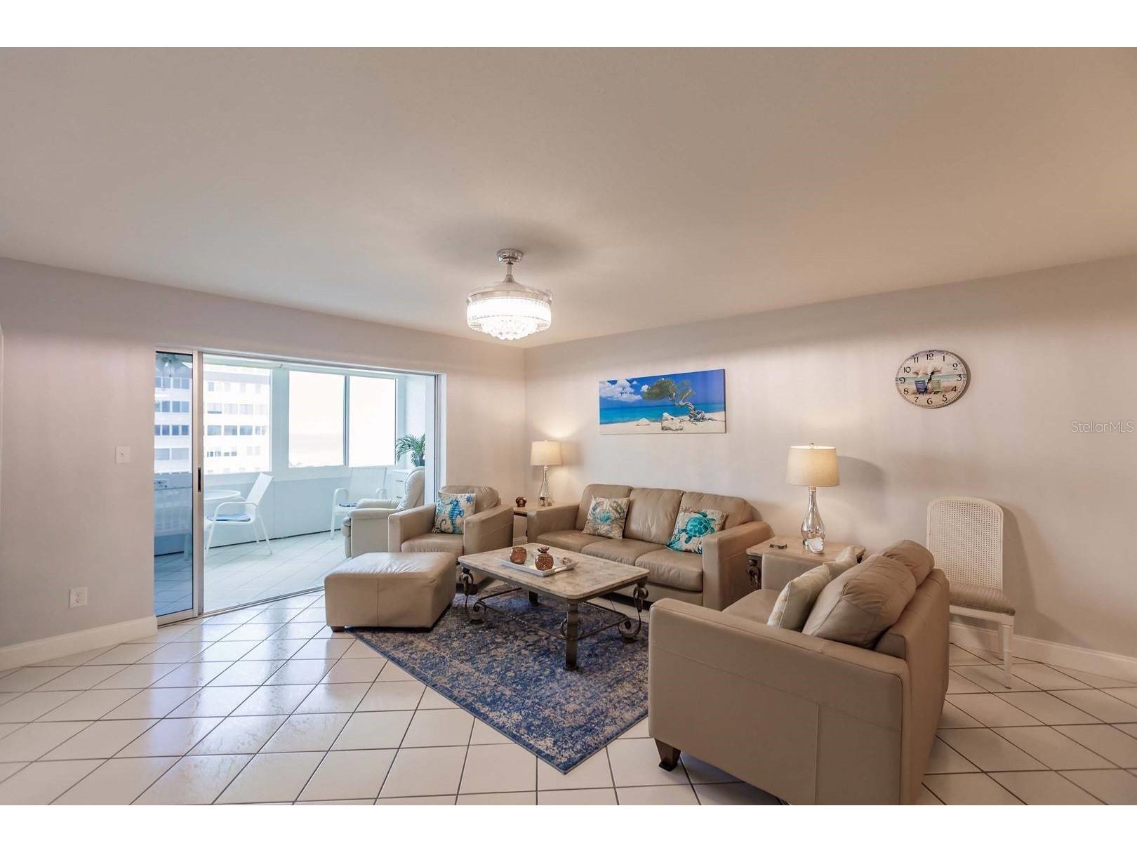 1125 W Peppertree Drive #501 Sarasota FL 34242 TB8466040 image5