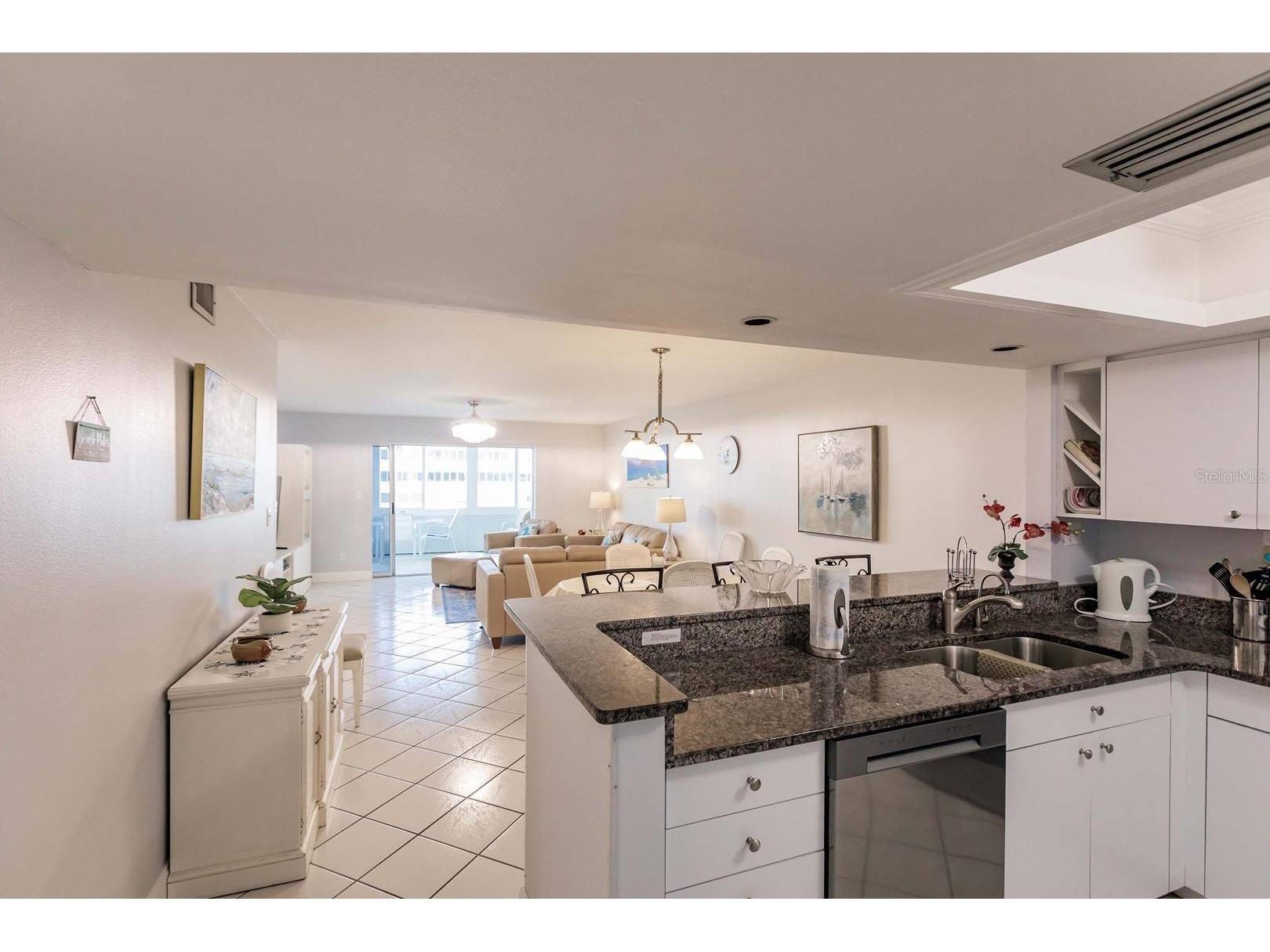 1125 W Peppertree Drive #501 Sarasota FL 34242 TB8466040 image7